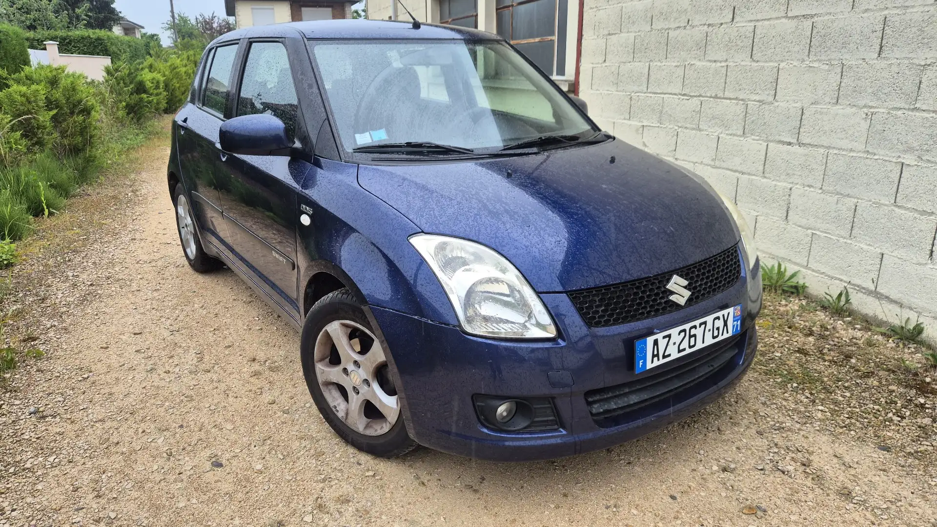 Suzuki Swift 1.3 DDiS GL - 1