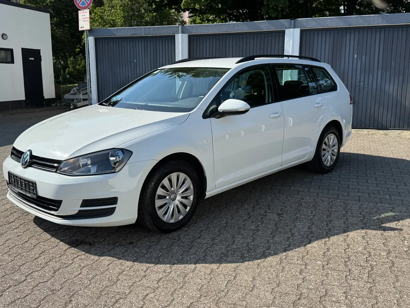 Volkswagen Golf Variant 1.6 BlueTDI Trendline Blanc - 2