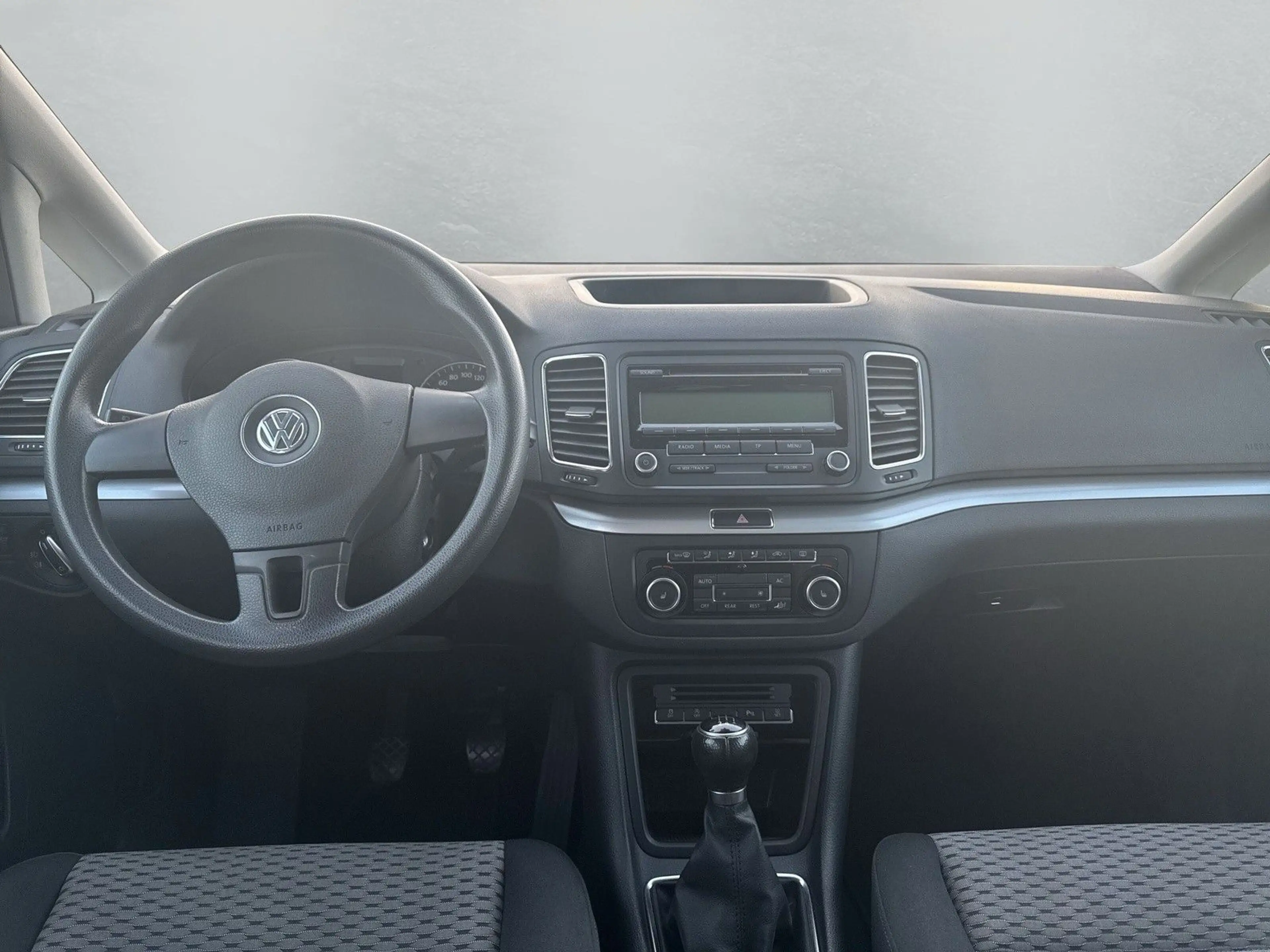 Volkswagen Sharan BMT 1,4 16V 2xSchiebetüre — photo 10
