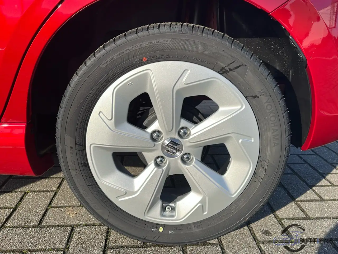 Suzuki Swift SWIFT 1.2 2WD 5HYB - GL+ 11