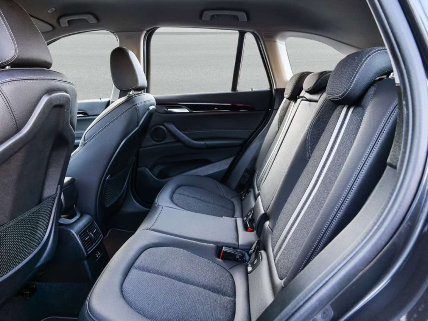BMW X1 20d XDrive Advantage - 2021 - Joinsteer - #7