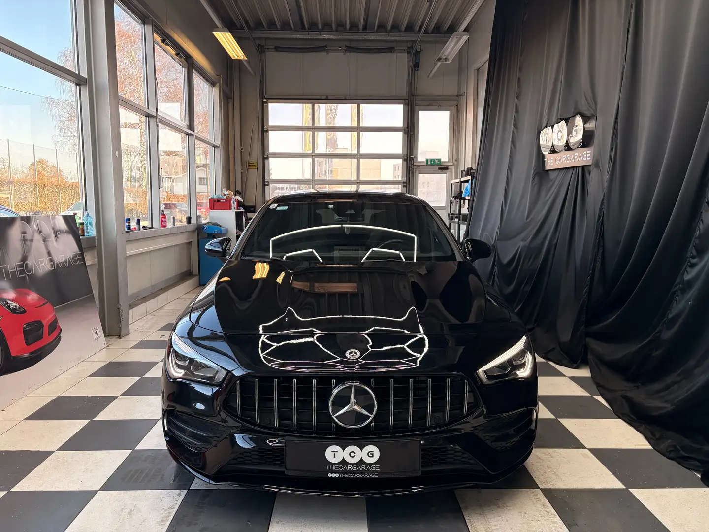 Mercedes-Benz CLA 180 CLA 180 d (118.303) Schwarz - 2