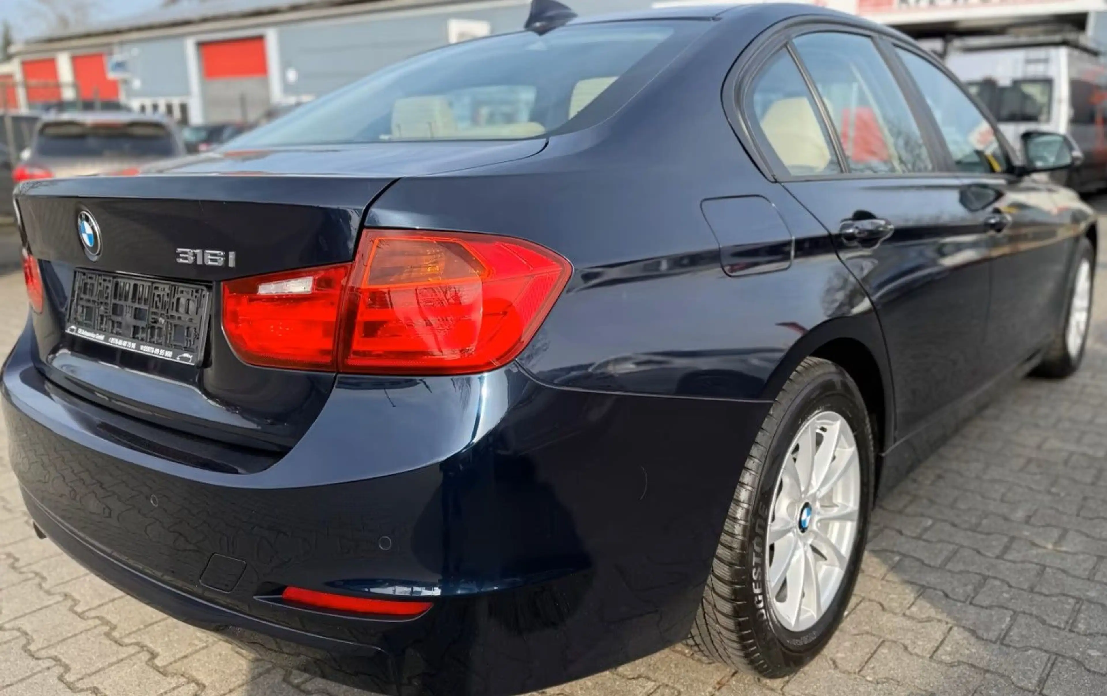 BMW 316 i Luxury Line Tüv Au Neu — photo 6