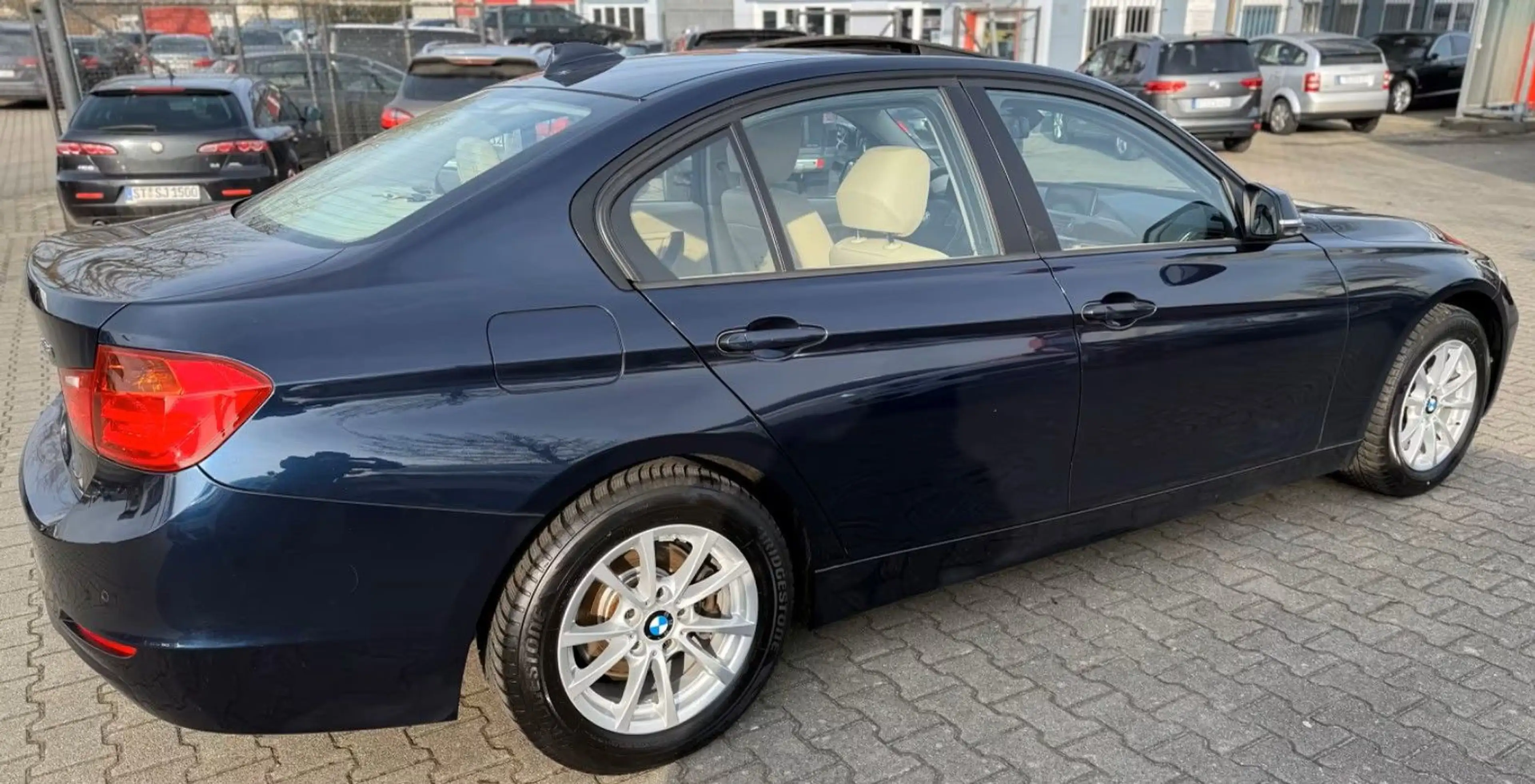 BMW 316 i Luxury Line Tüv Au Neu — photo 5