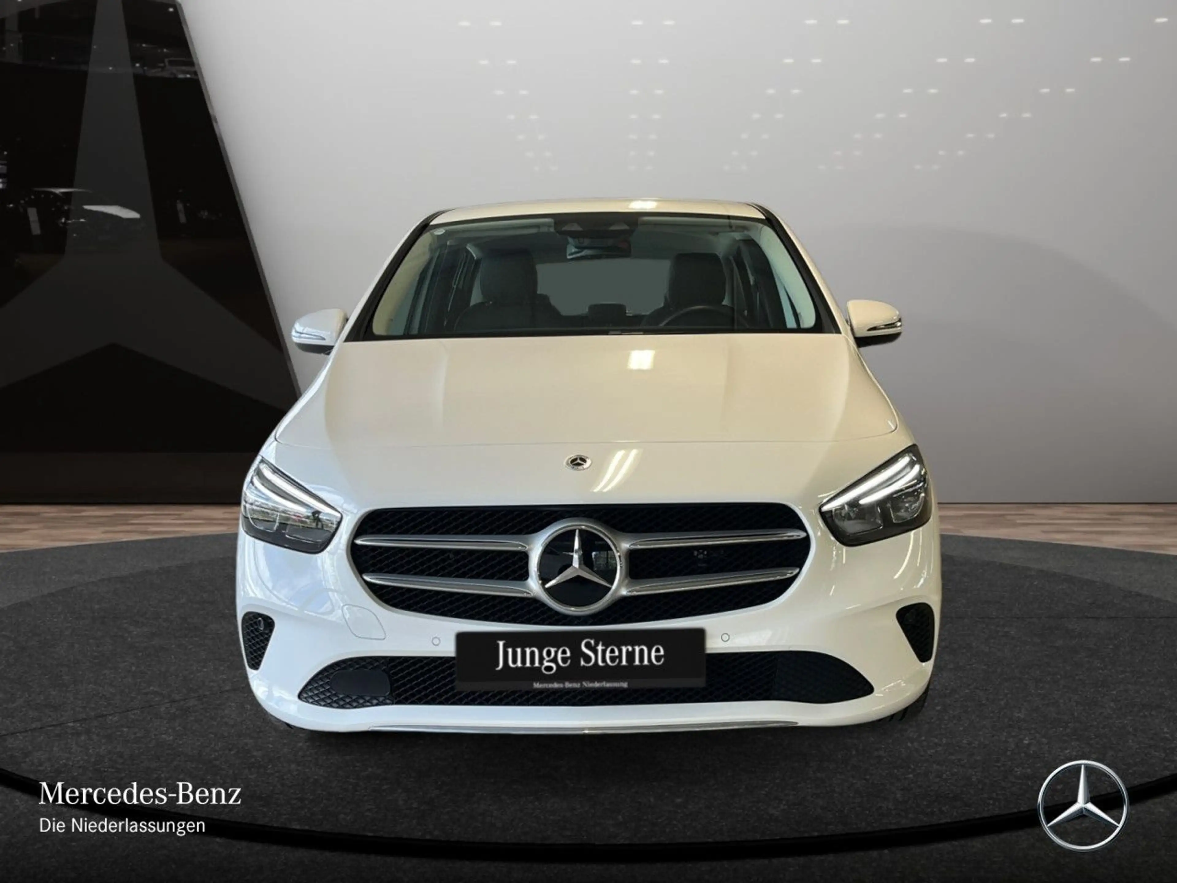 Mercedes-Benz B 250 e STYLE+AHK+LED+KAMERA+8G — photo 3