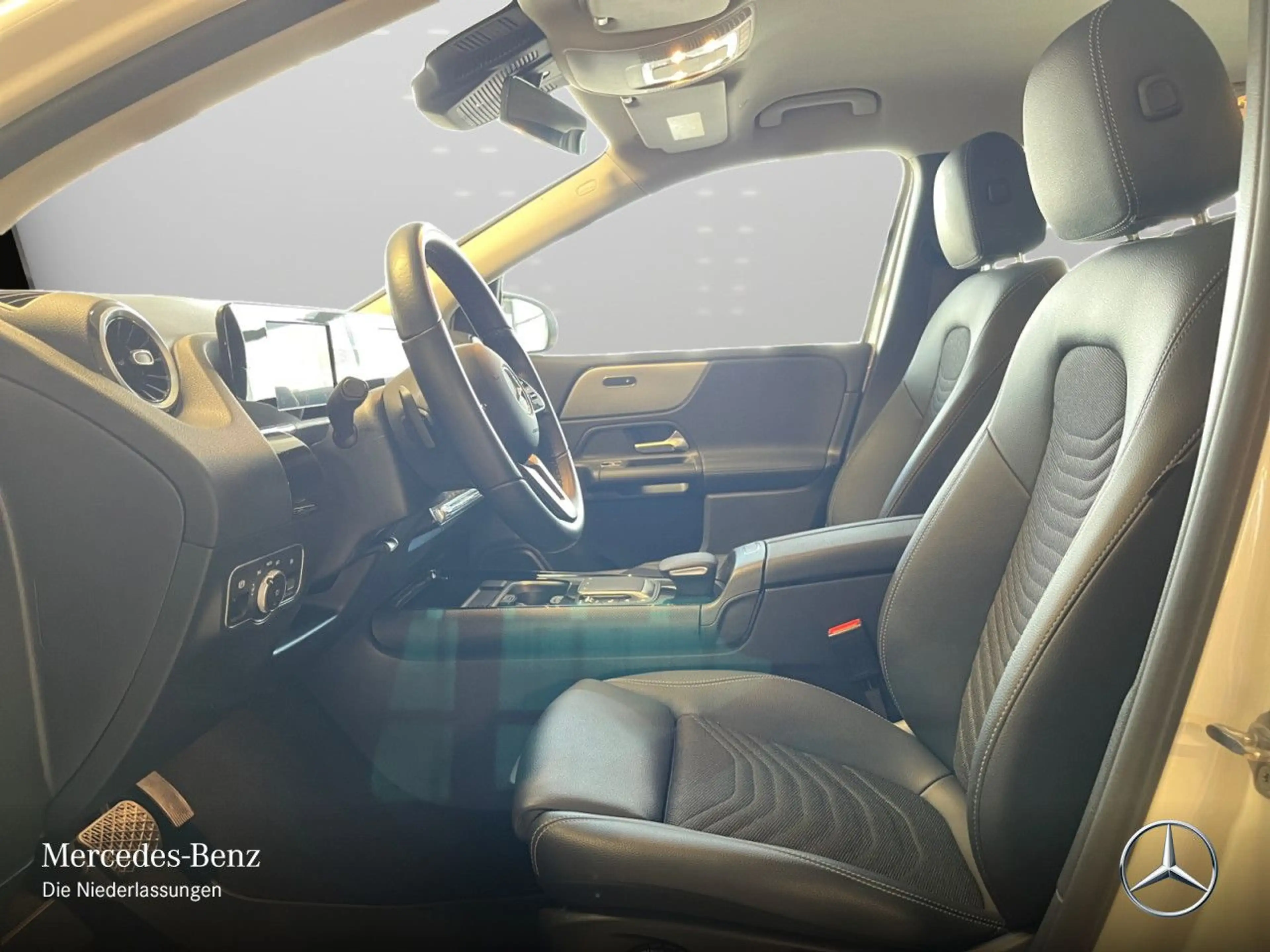 Mercedes-Benz B 250 e STYLE+AHK+LED+KAMERA+8G — photo 11