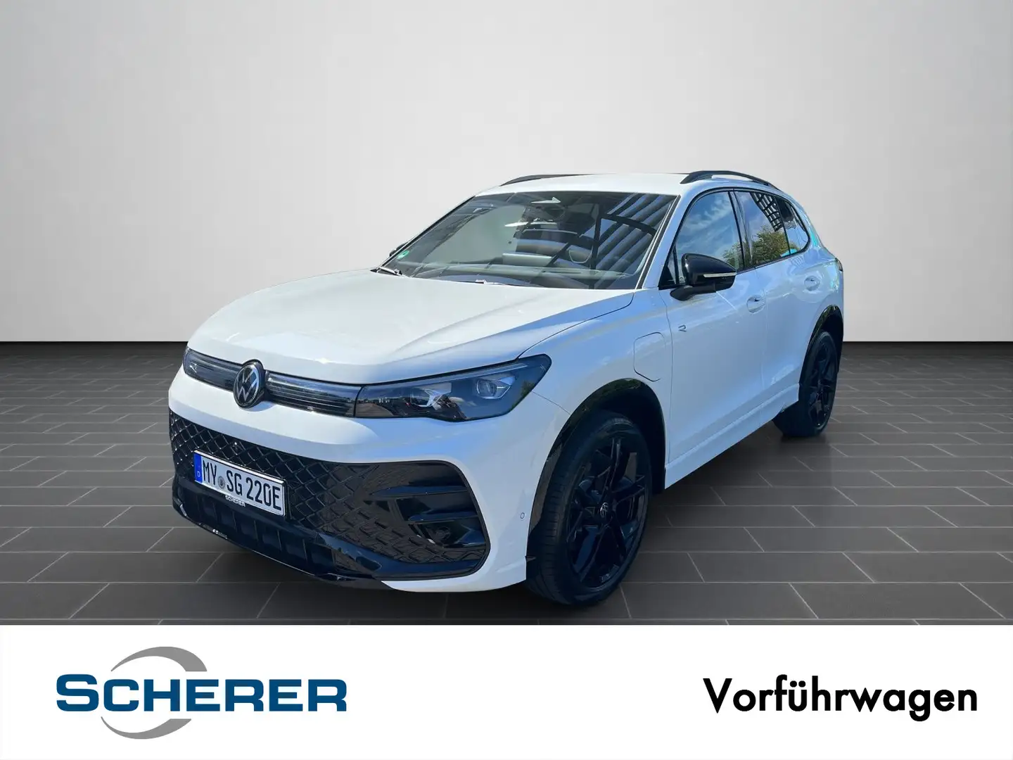 Volkswagen Tiguan R-Line 1,5l eHybrid DSG 20Zoll/AHK/HD-Mat Weiß - 1