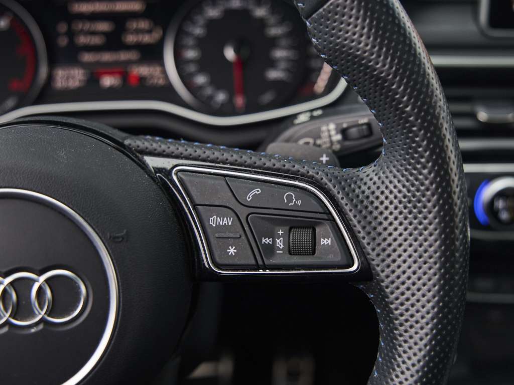 2019 Audi A5 LOW LOW KM!!! Ontario car, accident free! Gorgeous thumb 24