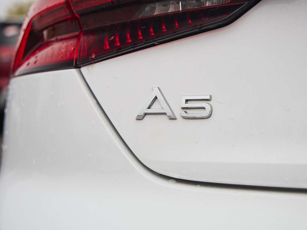 2019 Audi A5 LOW LOW KM!!! Ontario car, accident free! Gorgeous thumb 15