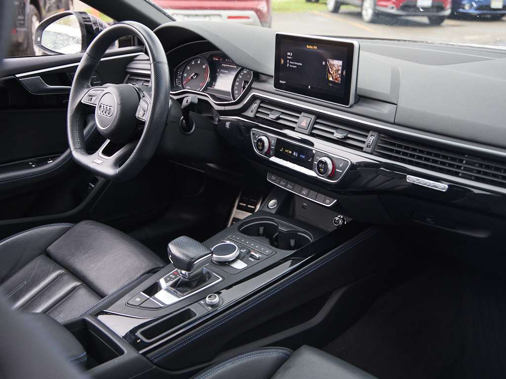2019 Audi A5 LOW LOW KM!!! Ontario car, accident free! Gorgeous thumb 19