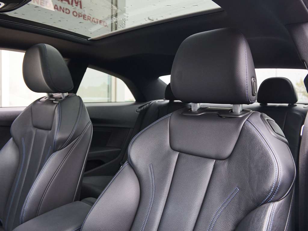 2019 Audi A5 LOW LOW KM!!! Ontario car, accident free! Gorgeous thumb 17