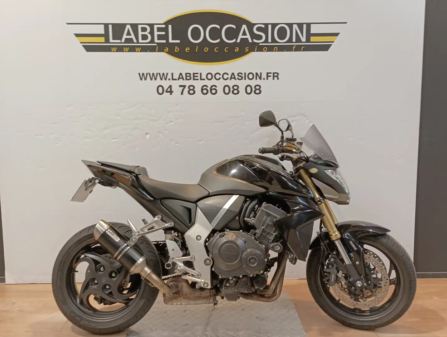 Honda CB 1000 crna - 1