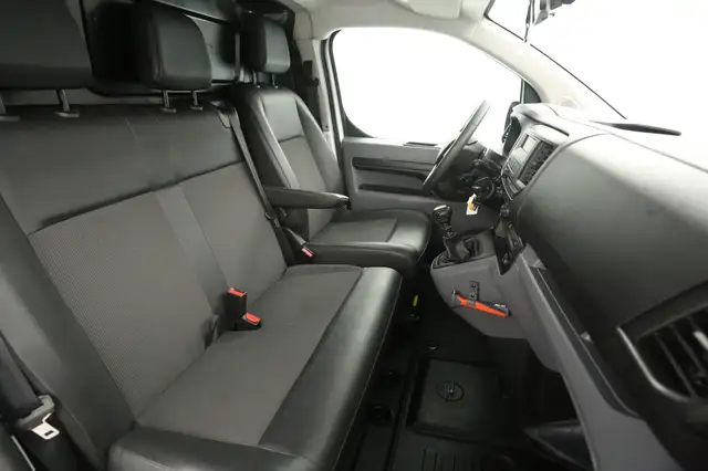 Opel Vivaro view 10