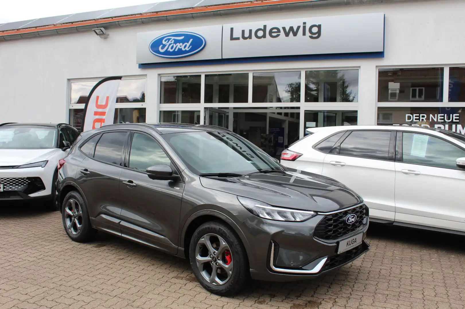 Ford Kuga ST-Line X LED B&O 360° Kamera Tw-Assistent Grau - 1