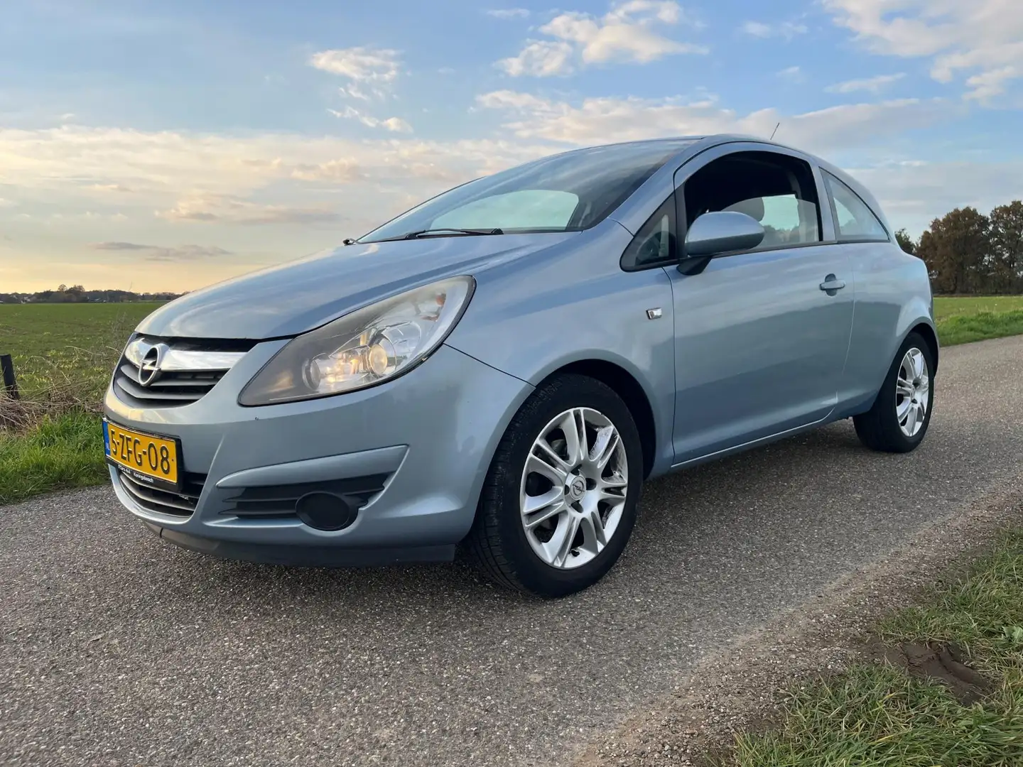 Opel Corsa 1.2-16V Business Blauw - 1