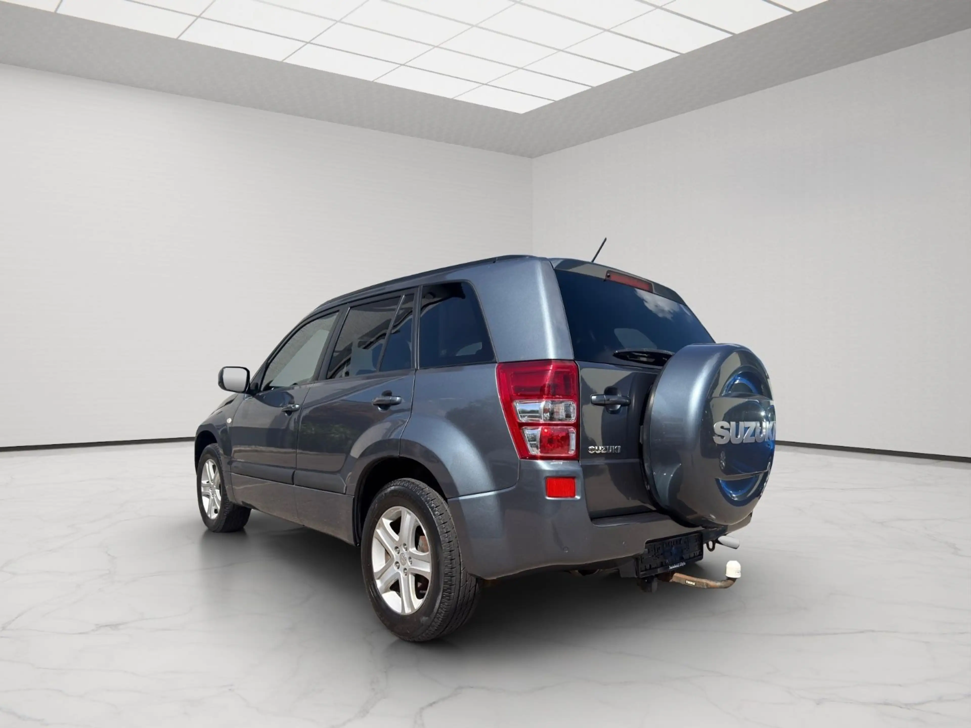 Suzuki Grand Vitara 2.0 Comfort 4X4 *AUTOMATIK*AHK*SHZ* — photo 4