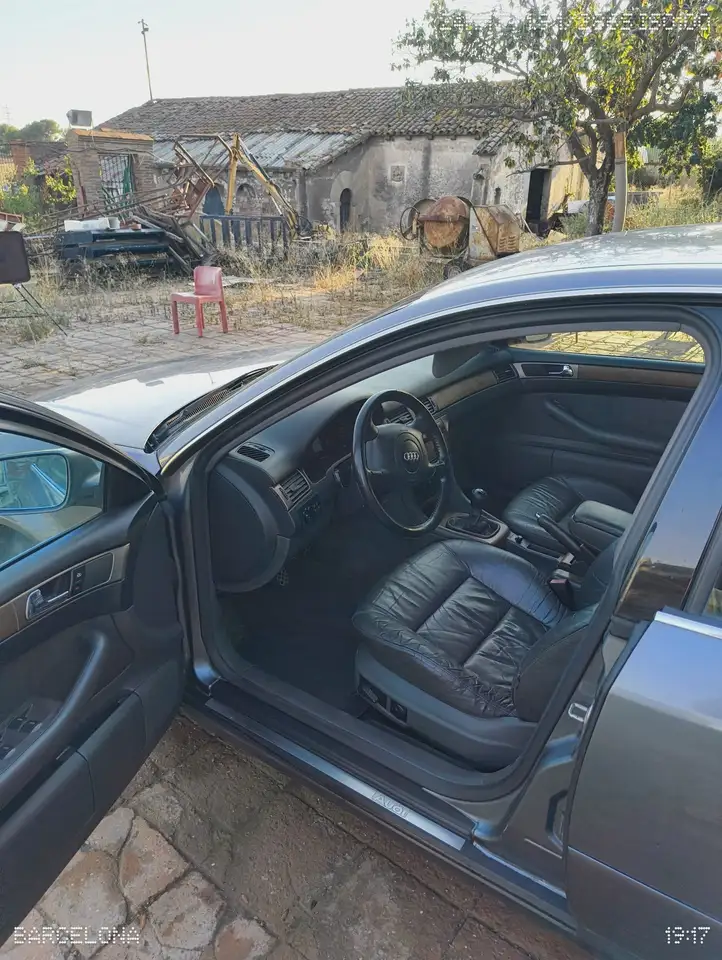 Audi A6 2.4, foto 3