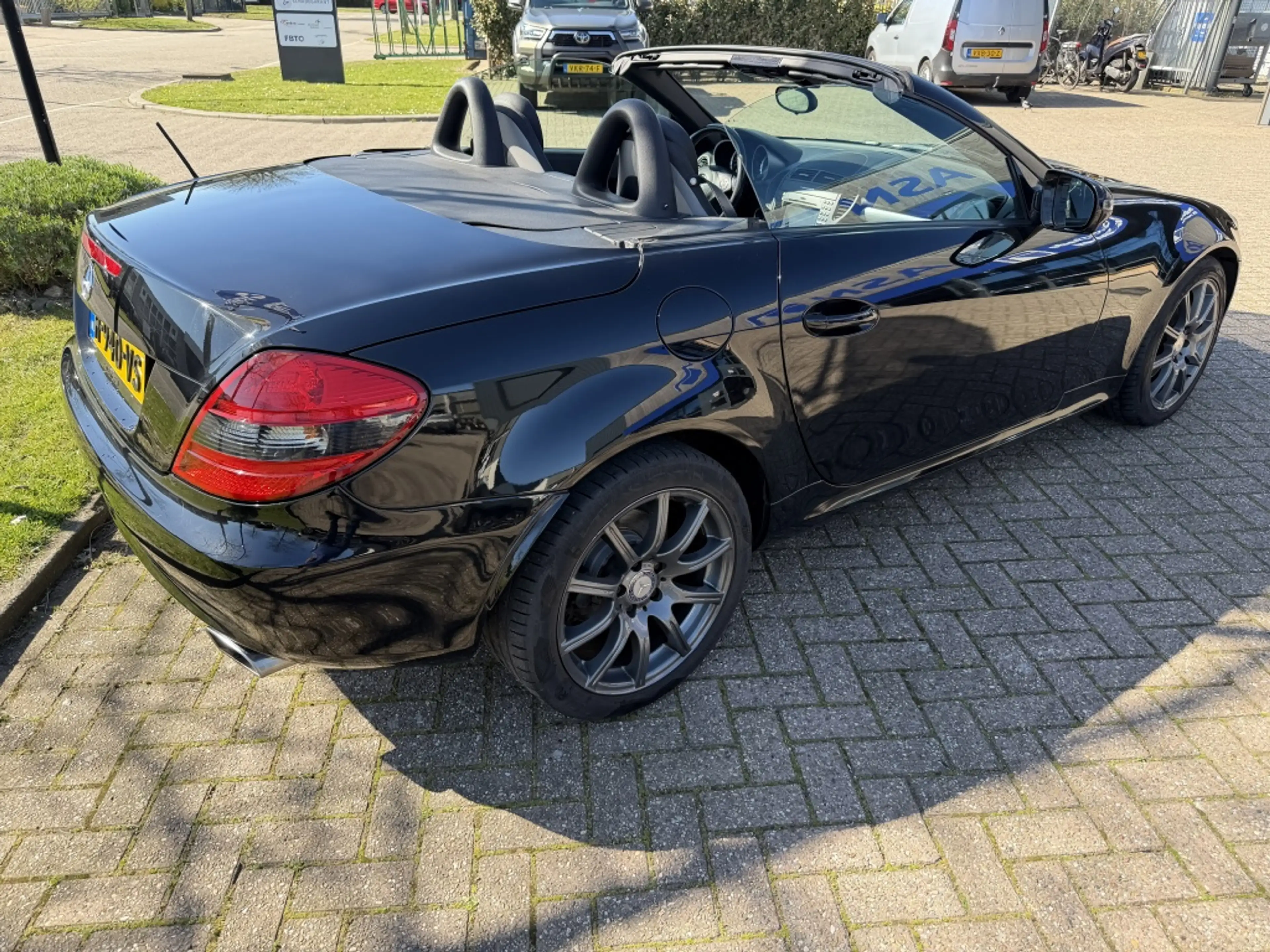 Mercedes-Benz SLK 200 cabrio K. Prestige — photo 5