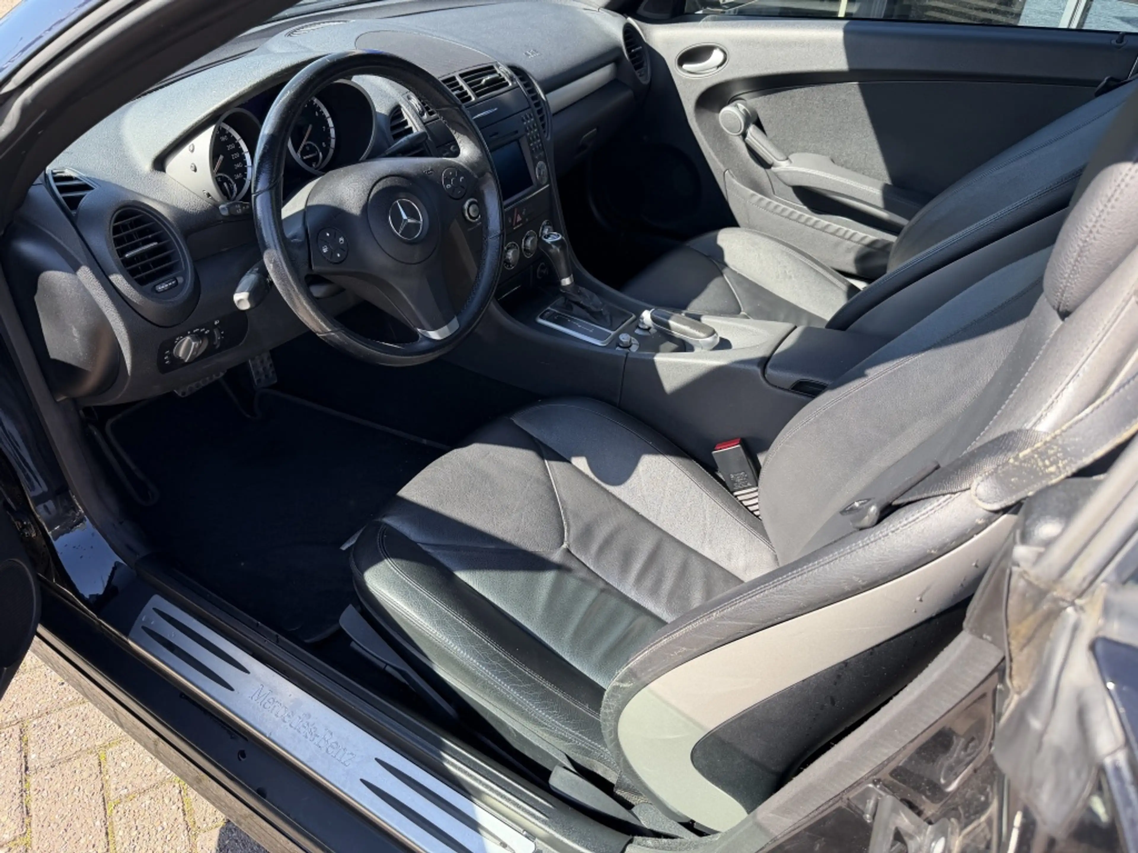 Mercedes-Benz SLK 200 cabrio K. Prestige — photo 8