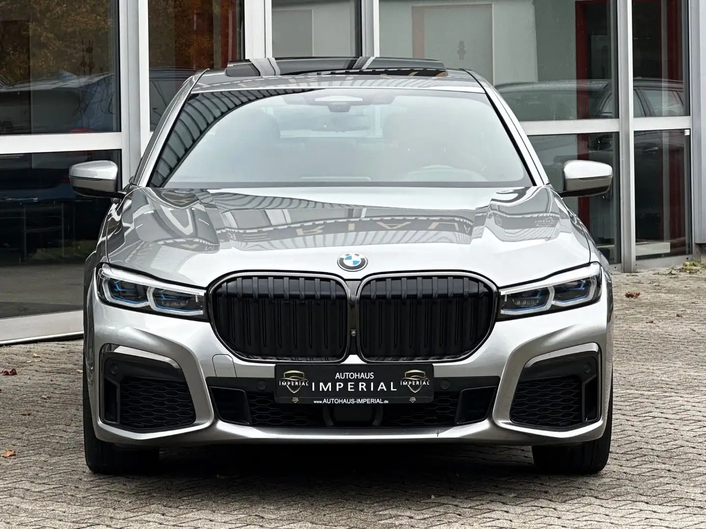 BMW 745 e M SPORT SITZBELÜF+HUD+ACC+360+GSD+LUFTF+LAS Grau - 2
