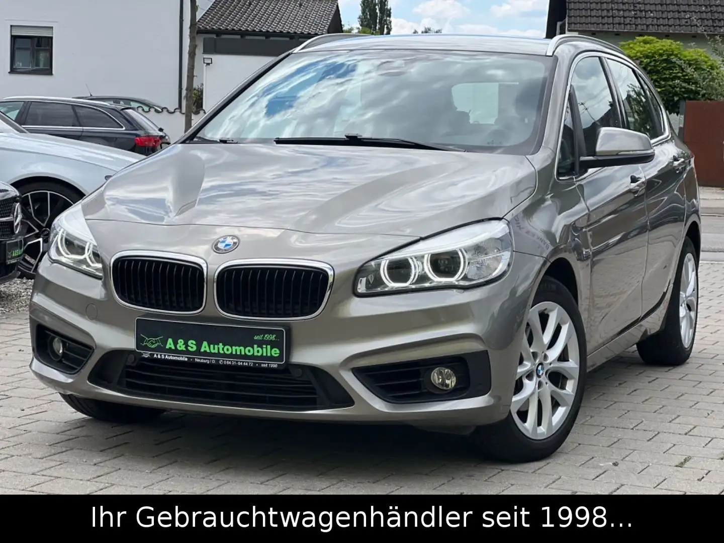 BMW 218 Advantage *LED/NAVI/AHK/PDC* Silber - 1