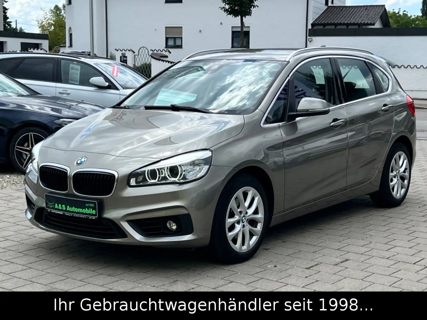 BMW 218 Advantage *LED/NAVI/AHK/PDC* Silber - 2