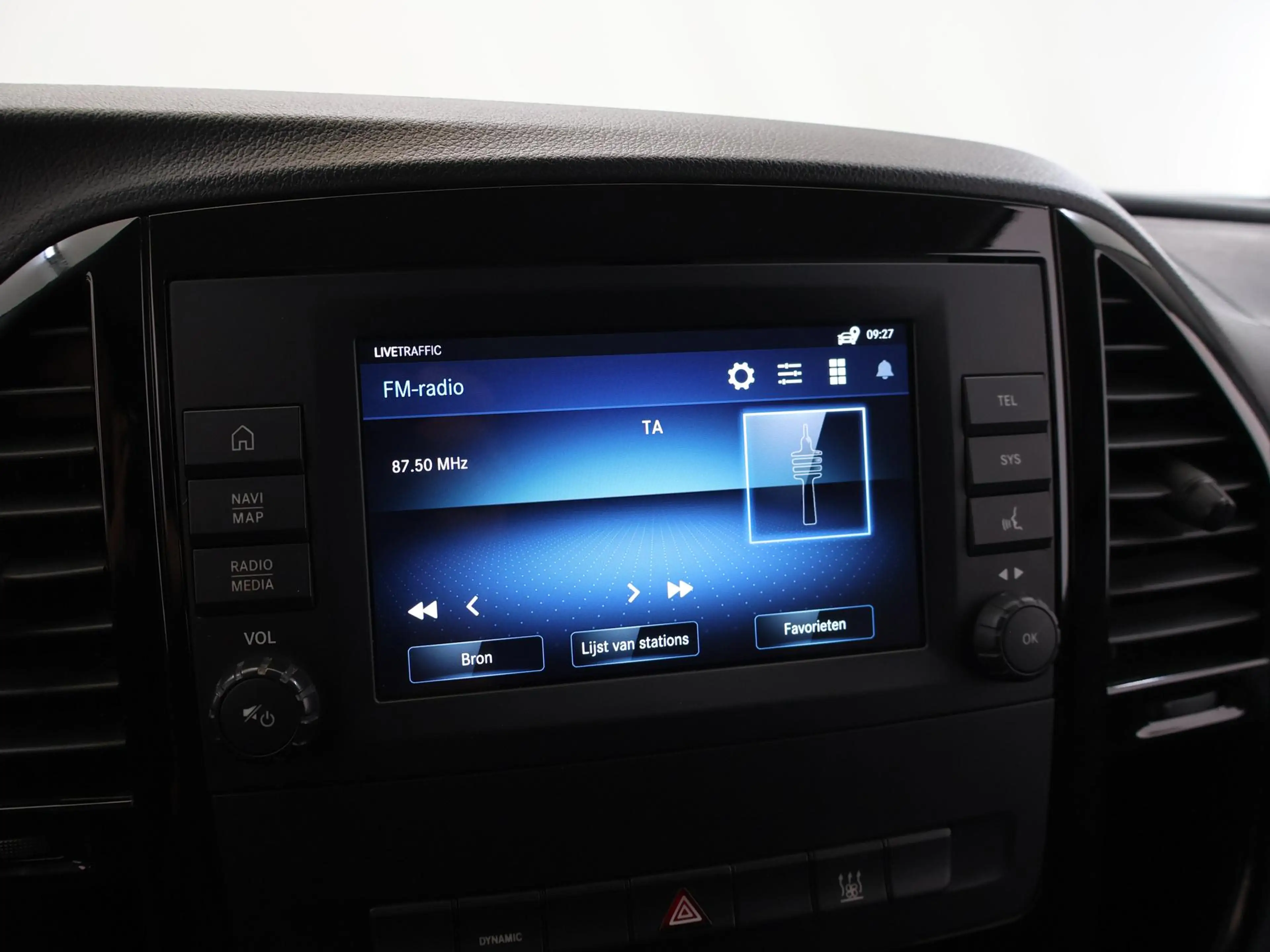 Mercedes-Benz Vito eVito | L3 XL | 90 kWh | 3-ZITS | LED KOPLAMPEN | — photo 14