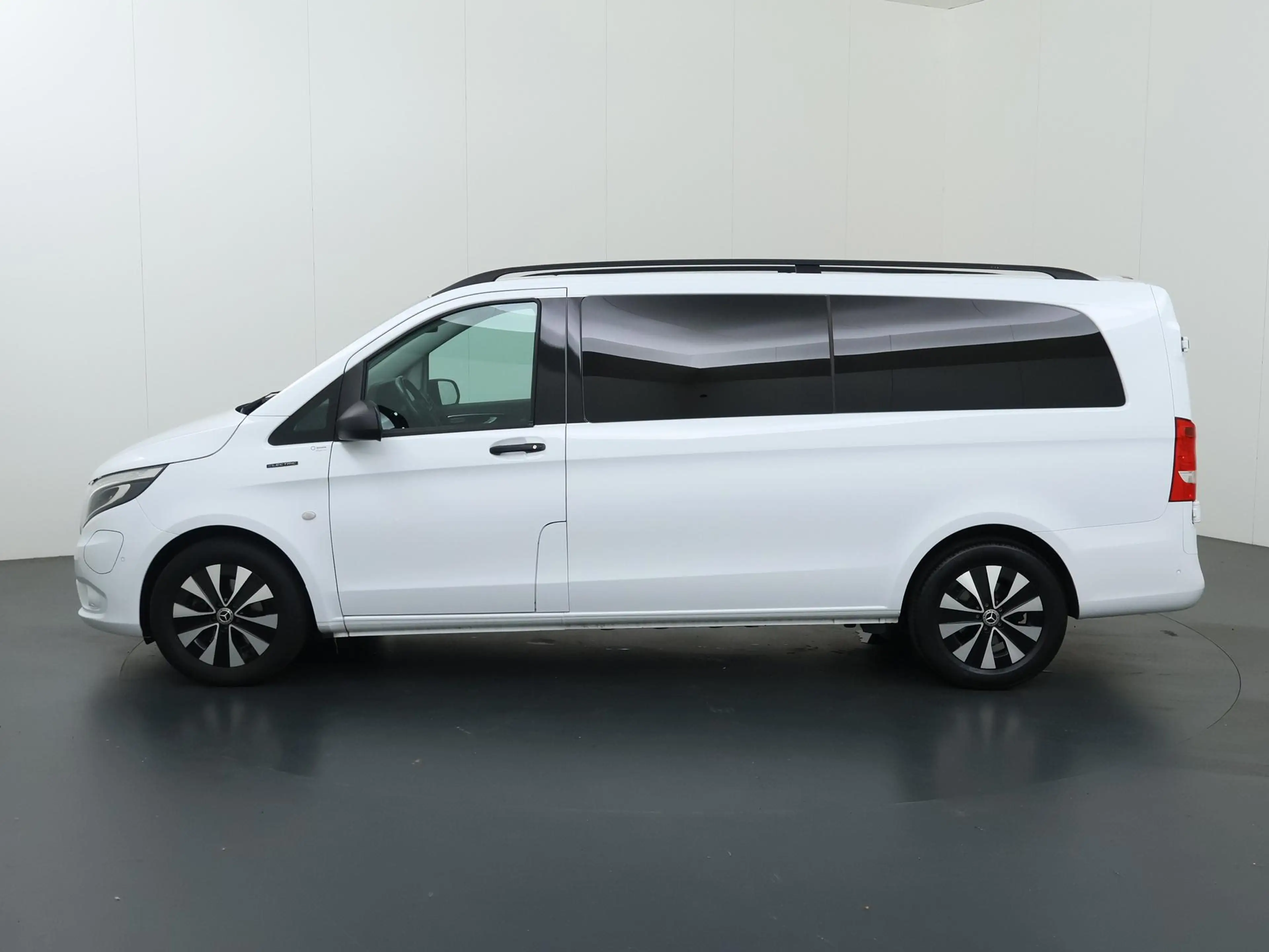 Mercedes-Benz Vito eVito | L3 XL | 90 kWh | 3-ZITS | LED KOPLAMPEN | — photo 5