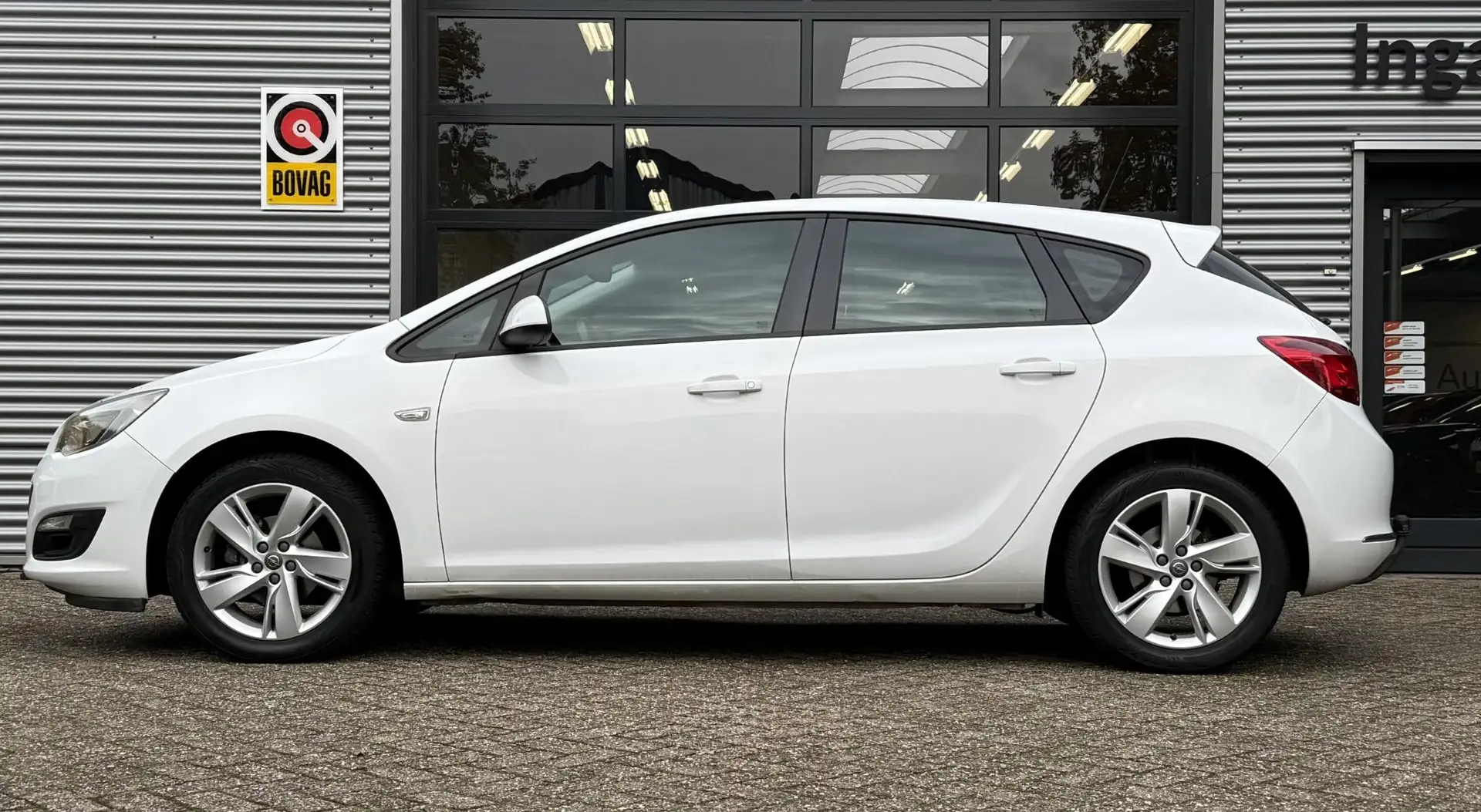 Opel Astra 1.4 Turbo Berlin l Airco l Cruise l Trekhaak l Blanc - 2