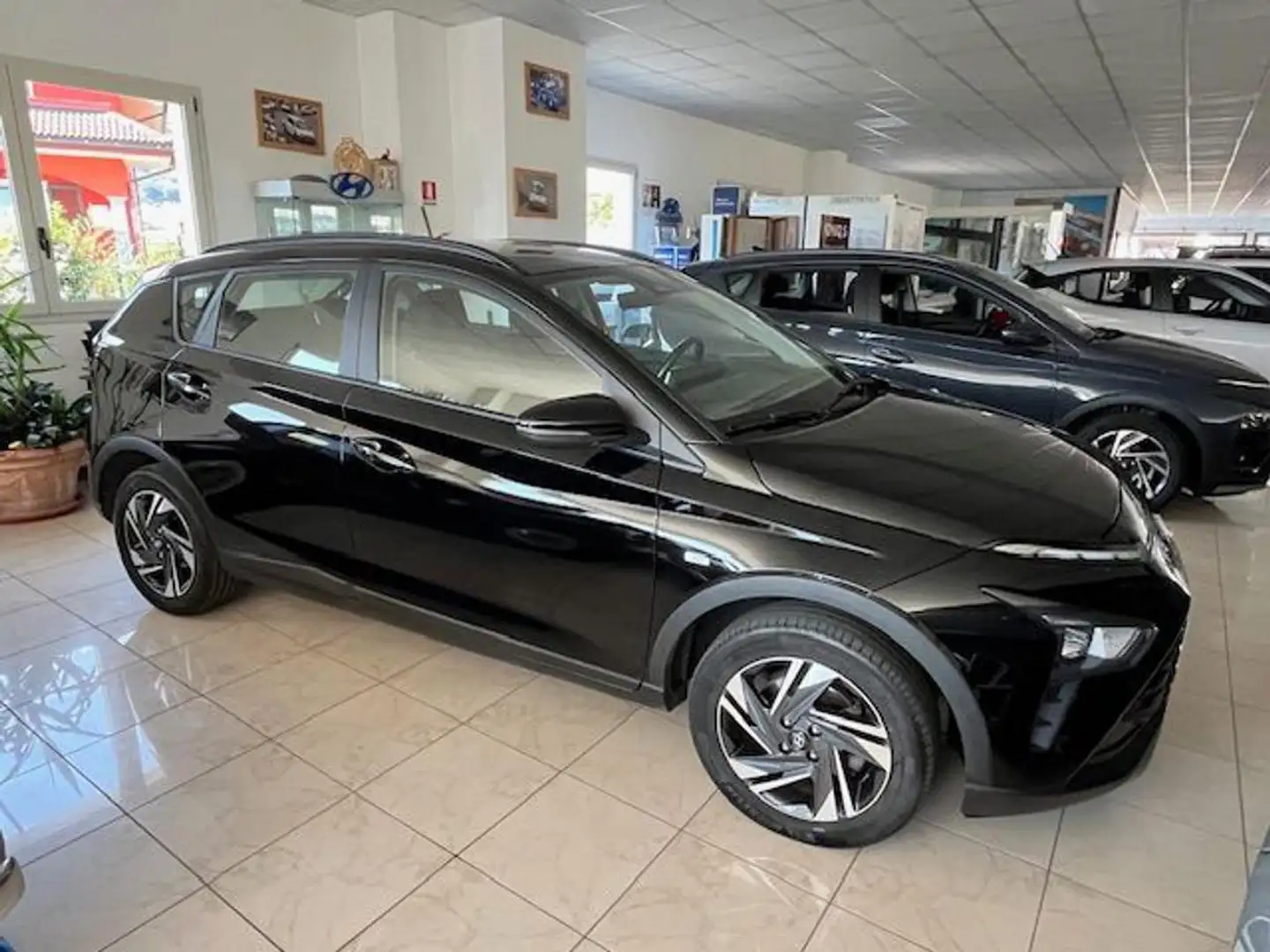 Hyundai BAYON 1.0 T-GDI Hybrid 48V iMT XLine Nero - 1