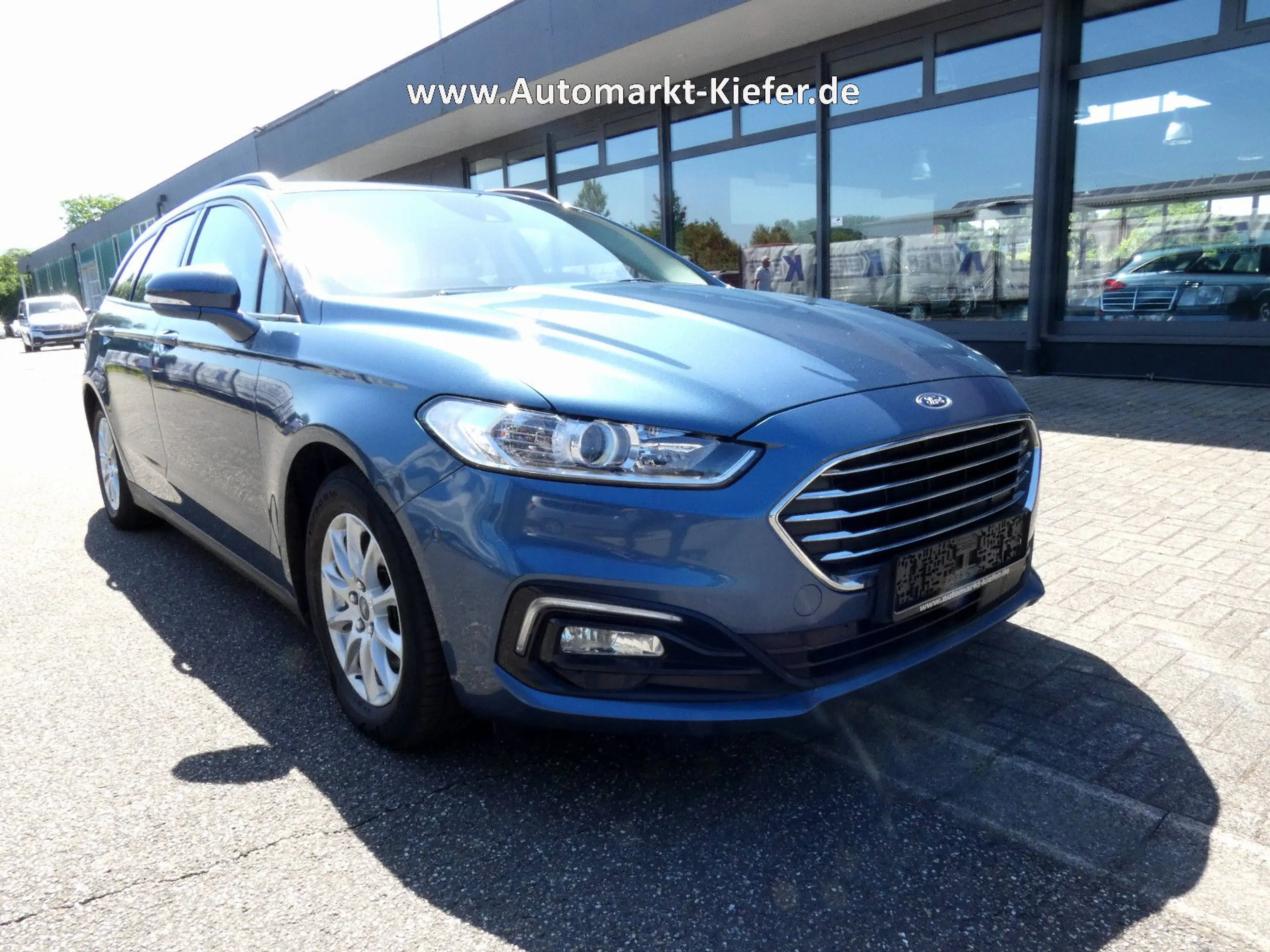 Ford Mondeo Turnier 2.0 EcoBlue AT*Navi*AHK*1.Hand* — photo 2