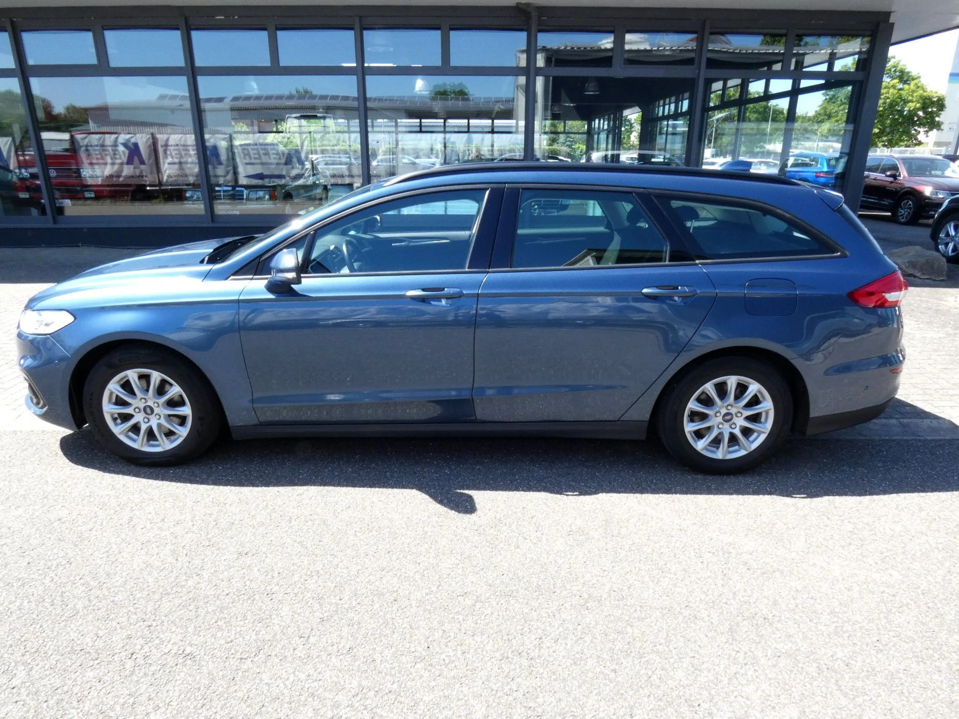 Ford Mondeo Turnier 2.0 EcoBlue AT*Navi*AHK*1.Hand* — photo 5