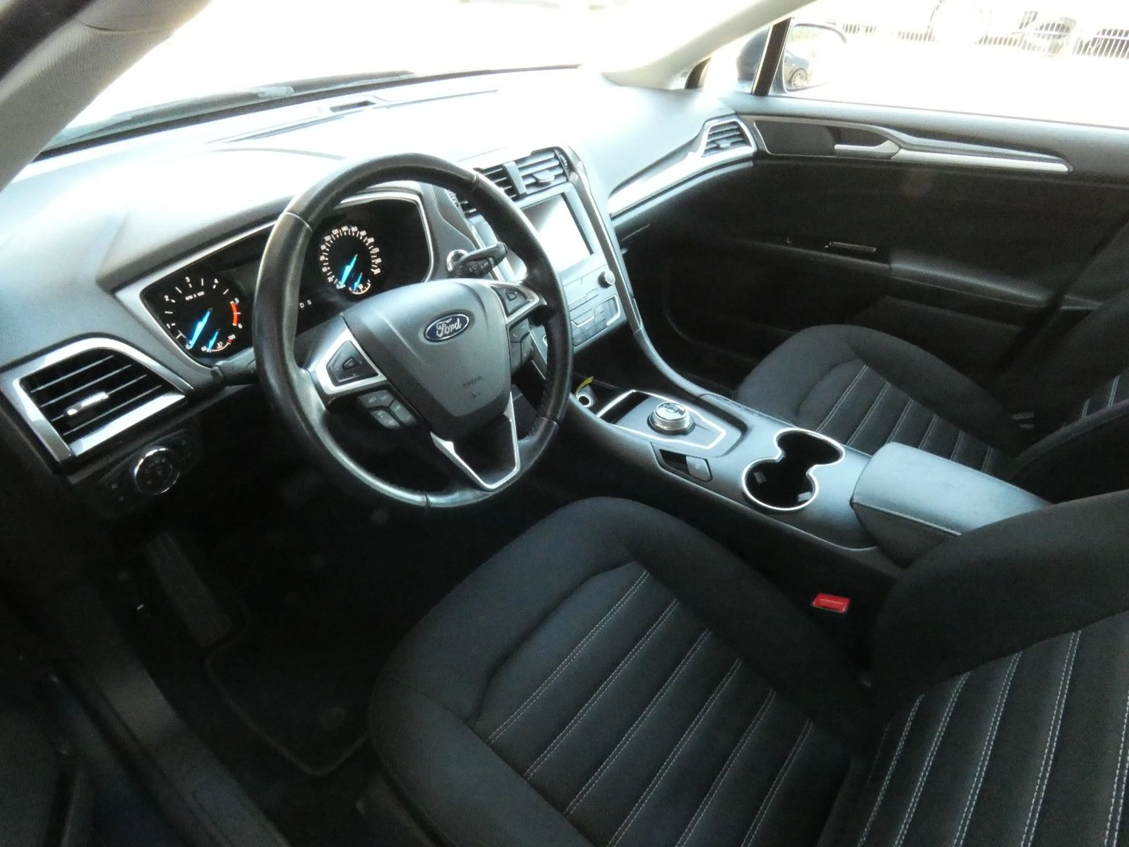 Ford Mondeo Turnier 2.0 EcoBlue AT*Navi*AHK*1.Hand* — photo 7