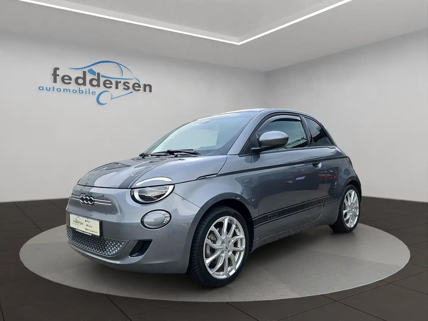 Fiat 500 e  Lim. Icon Rückfahrkamera Navi GRA DAB+ KLIMA A Grau - 2