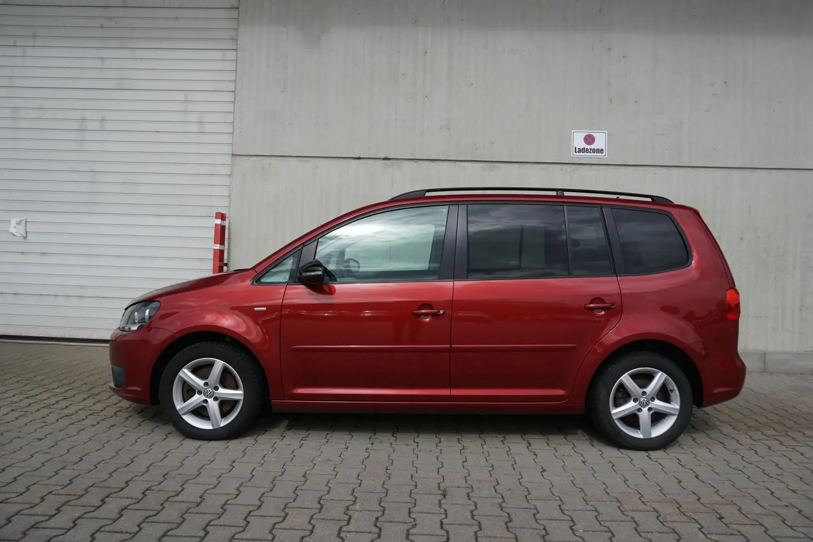 Volkswagen Touran 1.4TSI DSG AHK PDC SHZ 7-Sitzer Tüv Neu Rot - 2