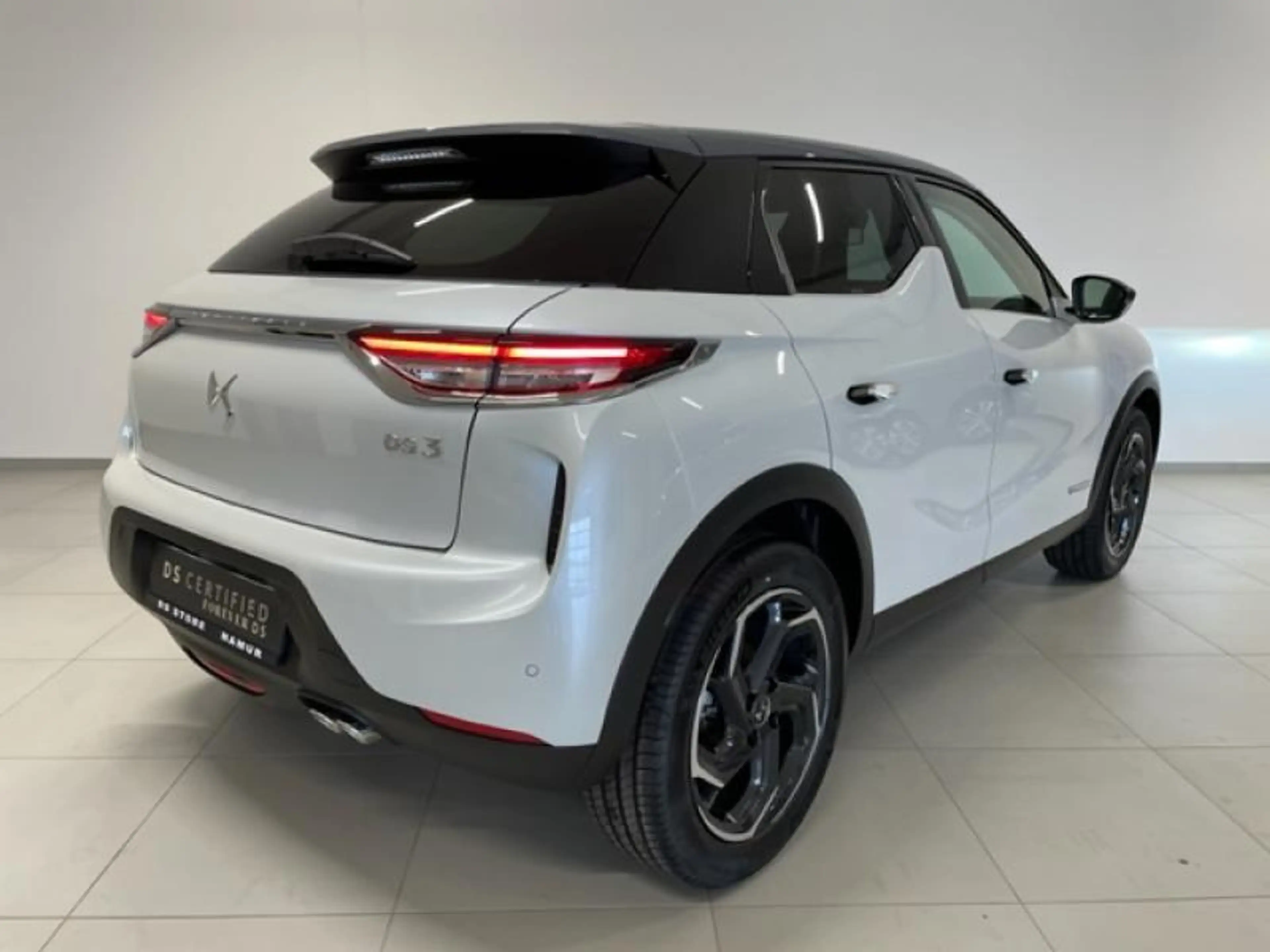 DS Automobiles DS 3 Crossback TOITS DE PARIS — photo 3