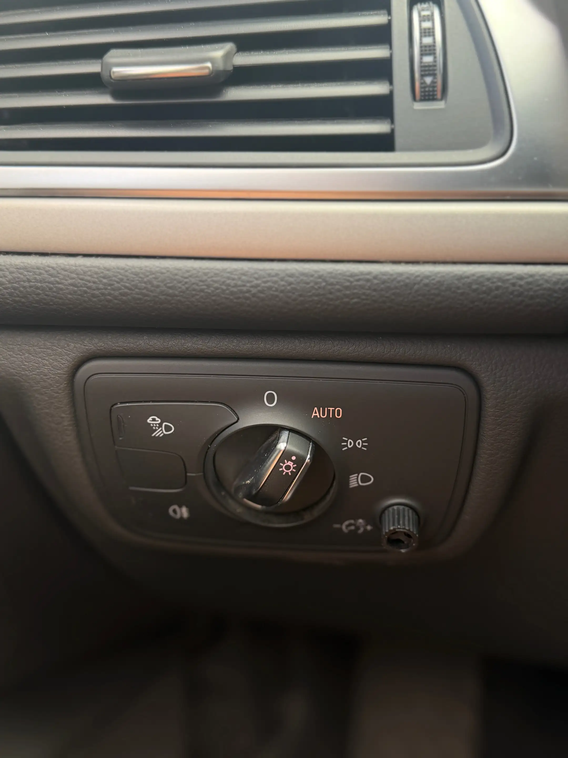 Audi A6 allroad A6 Allroad 3.0 TDi V6 Quattro S tronic — photo 14