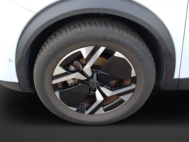 Peugeot 2008 view 10