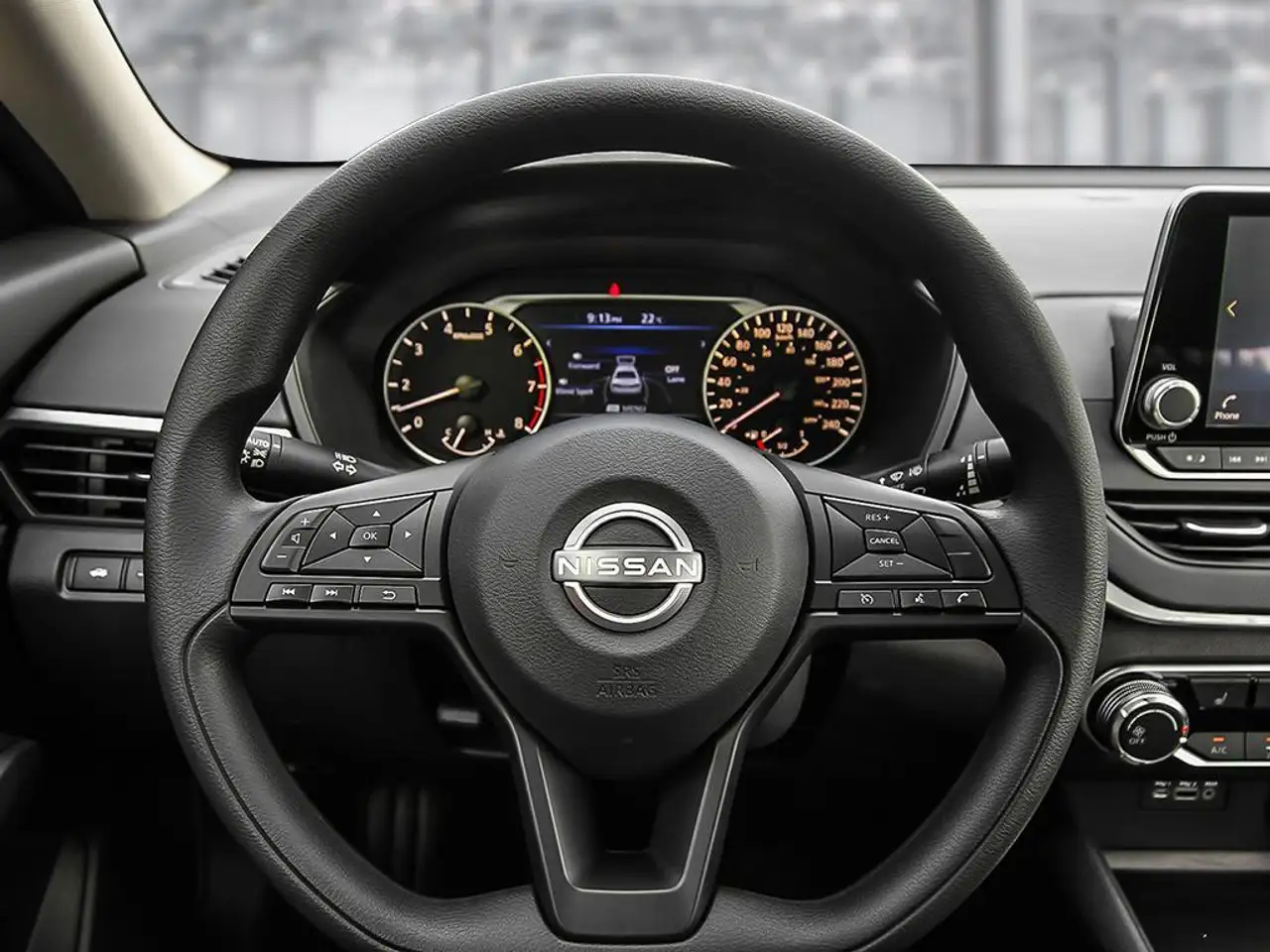 Nissan Altima снимка Nissan Altima