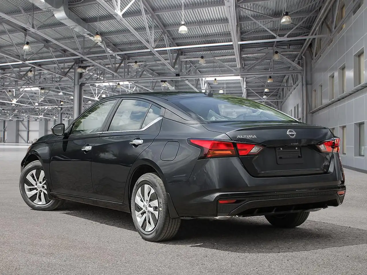 Nissan Altima снимка Nissan Altima