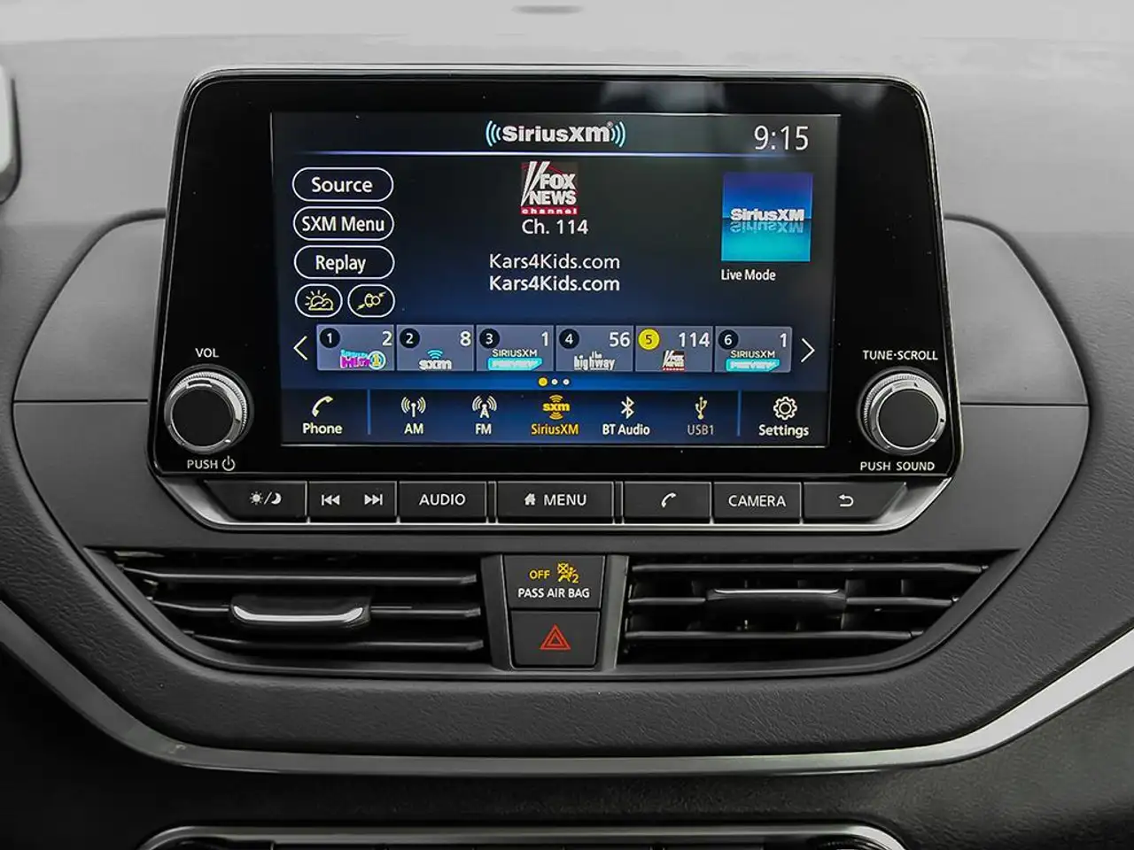 Nissan Altima снимка Nissan Altima