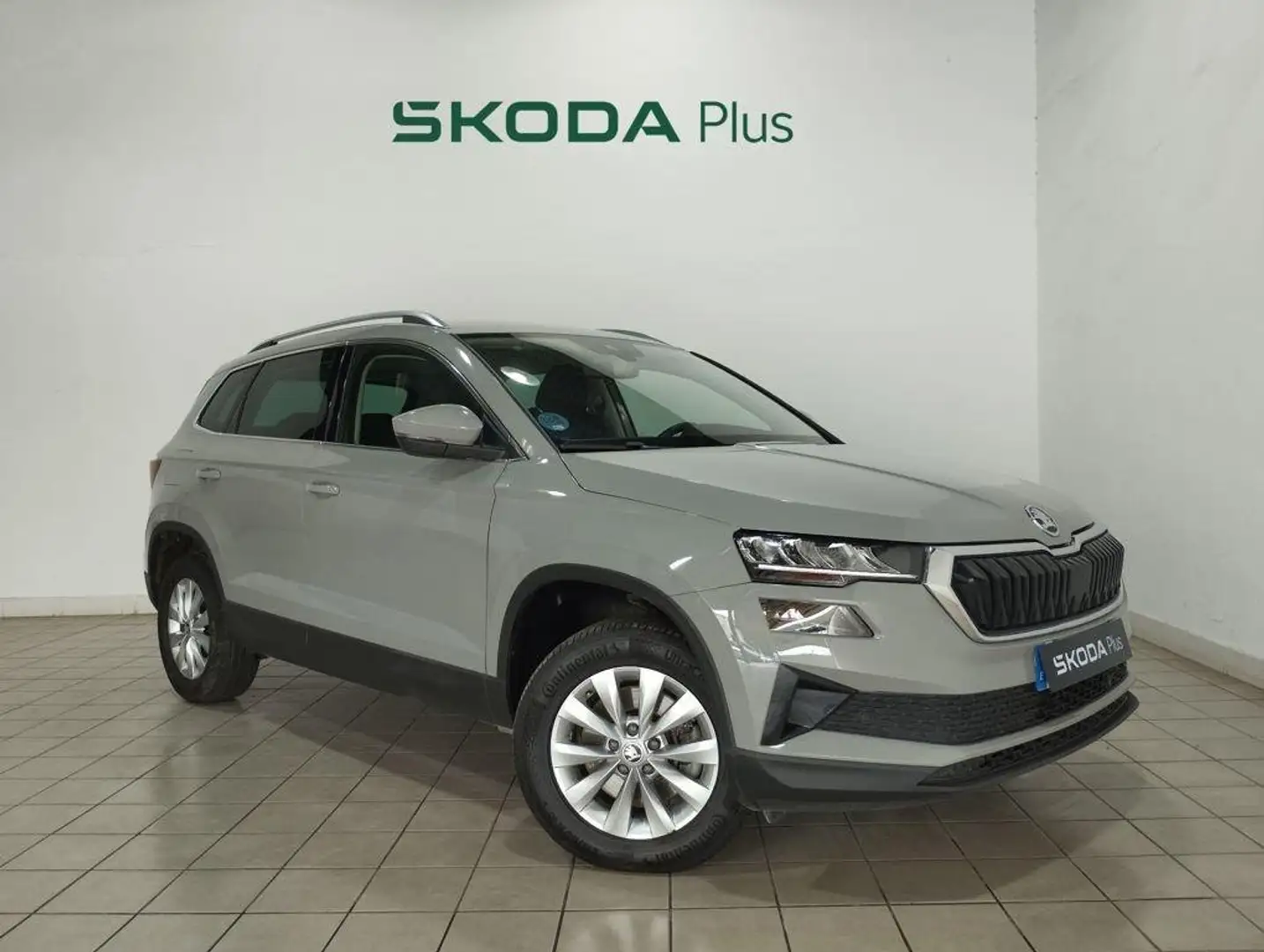 Skoda Karoq 2.0TDI Adblue Selection 85kW Gris - 1