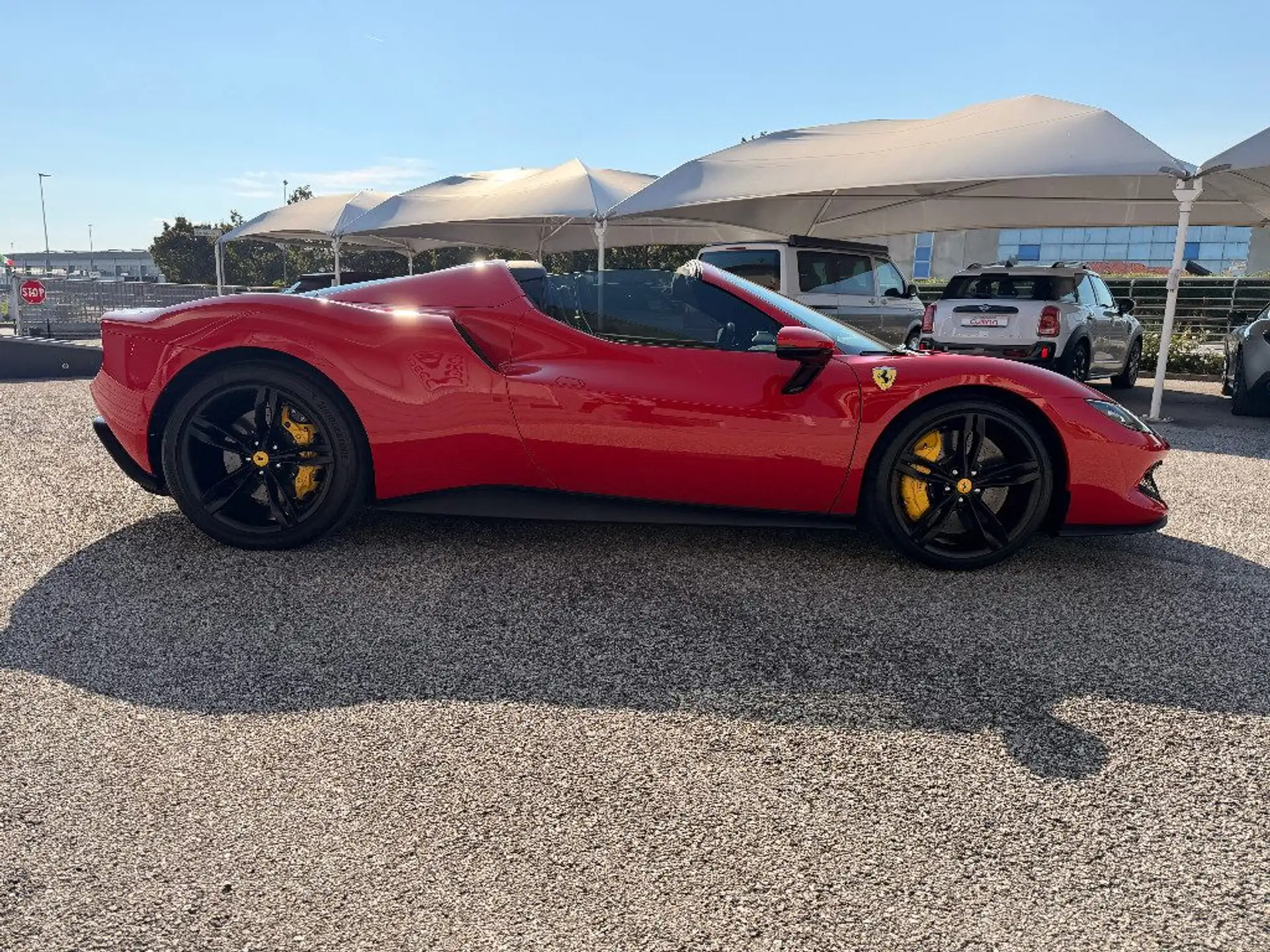 페라리 296 GTS 2025 빨강 사진 8