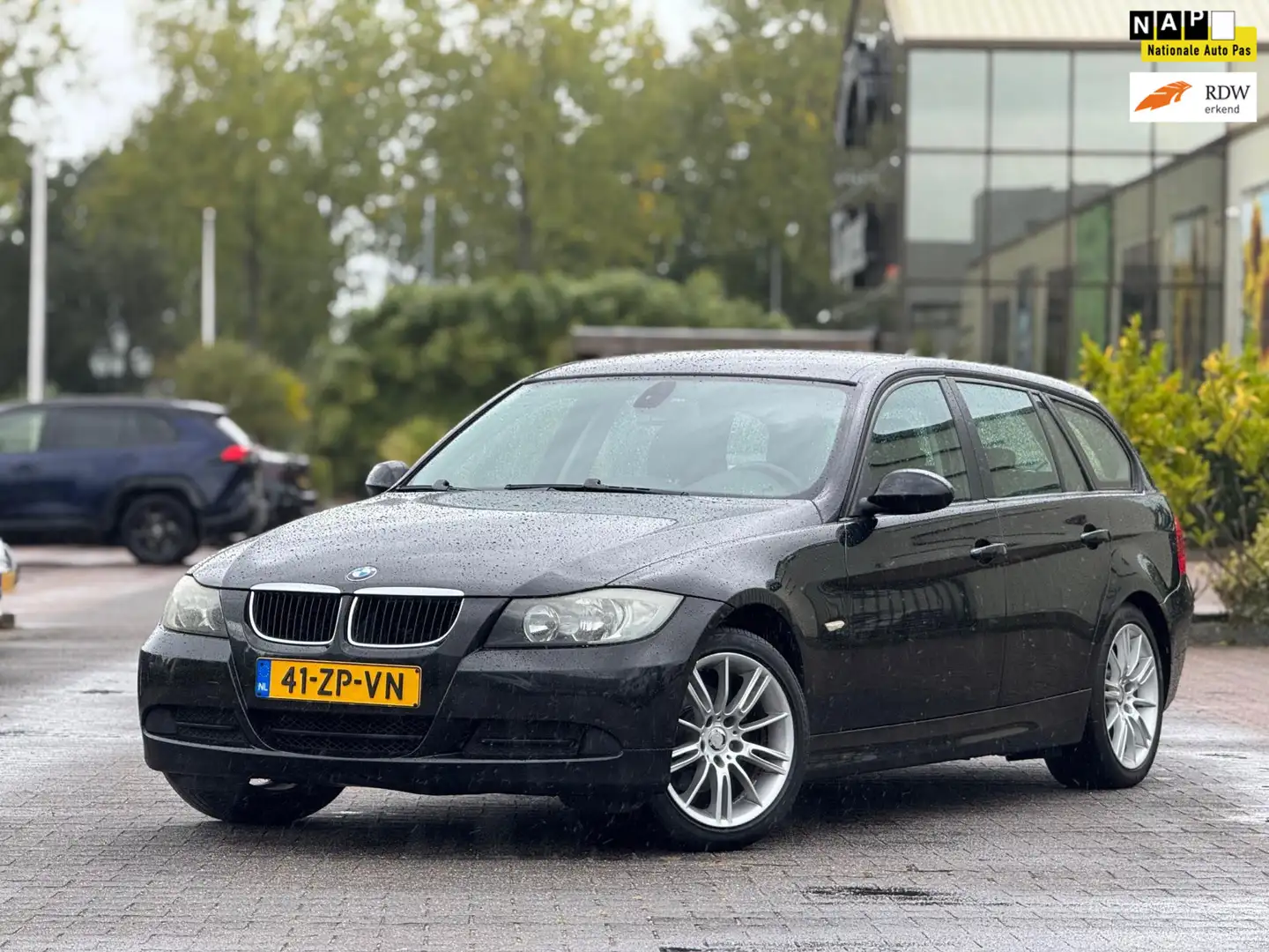 BMW 318 3-serie Touring 318i Business Line | Automaat | Le Noir - 1