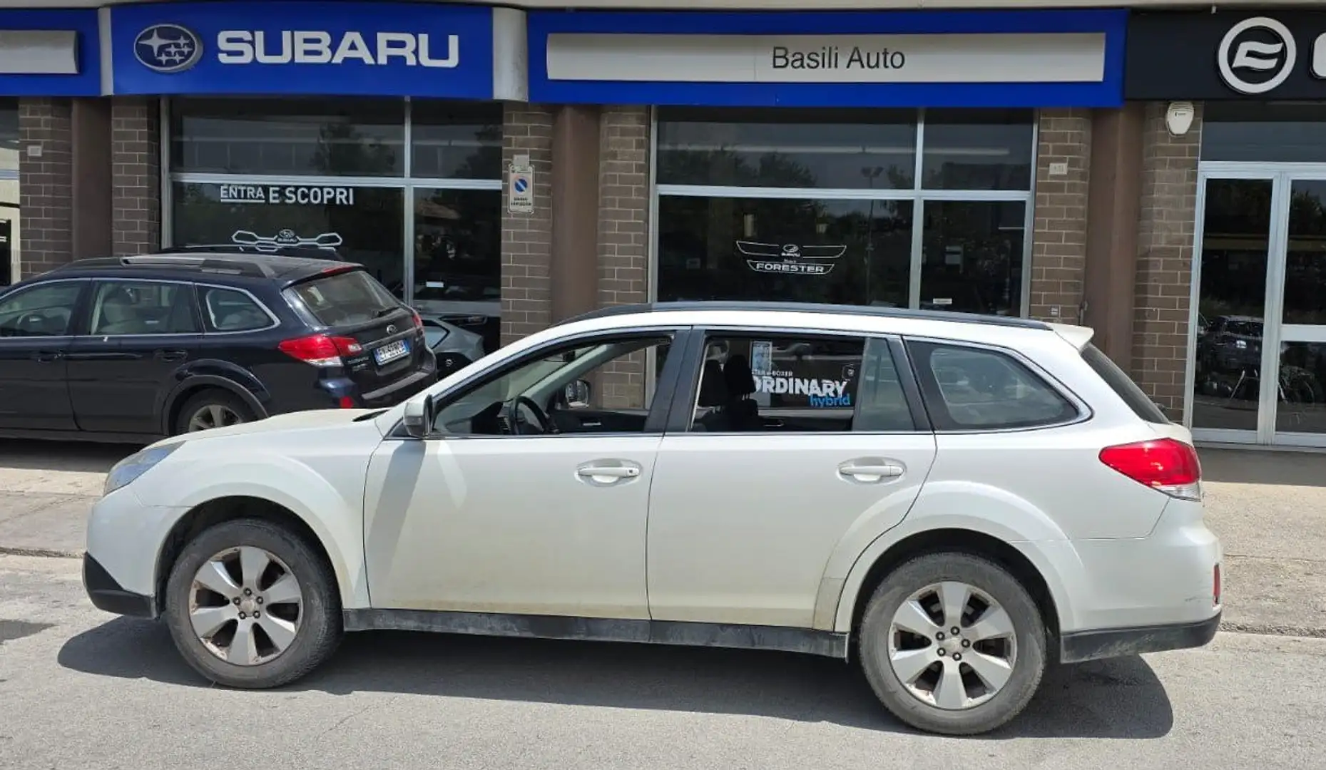 Subaru OUTBACK 2.0d Trend Blanc - 1