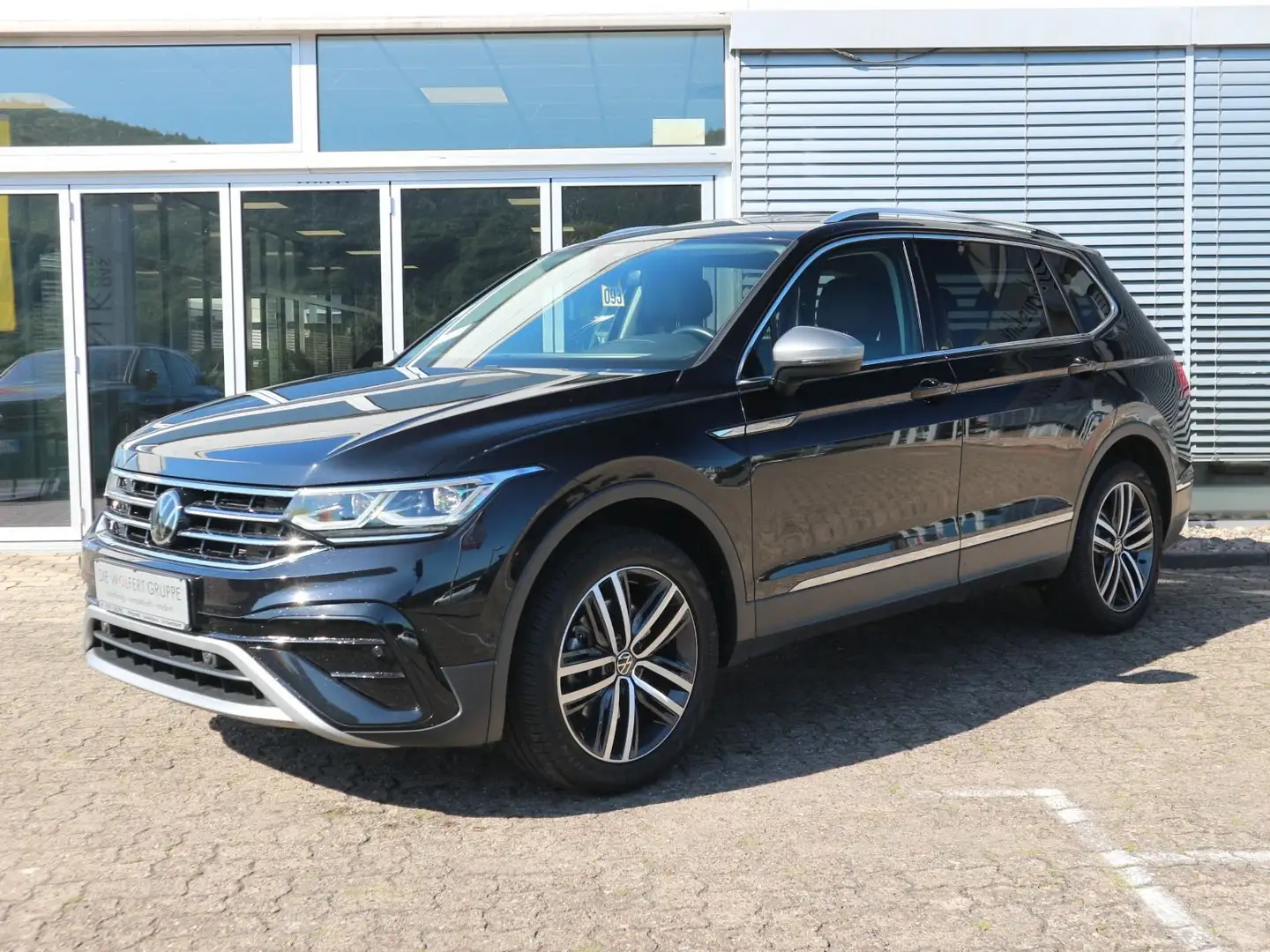 Volkswagen Tiguan Allspace Elegance 2.0 TDI DSG 4M NAVI RFK Schwarz - 2