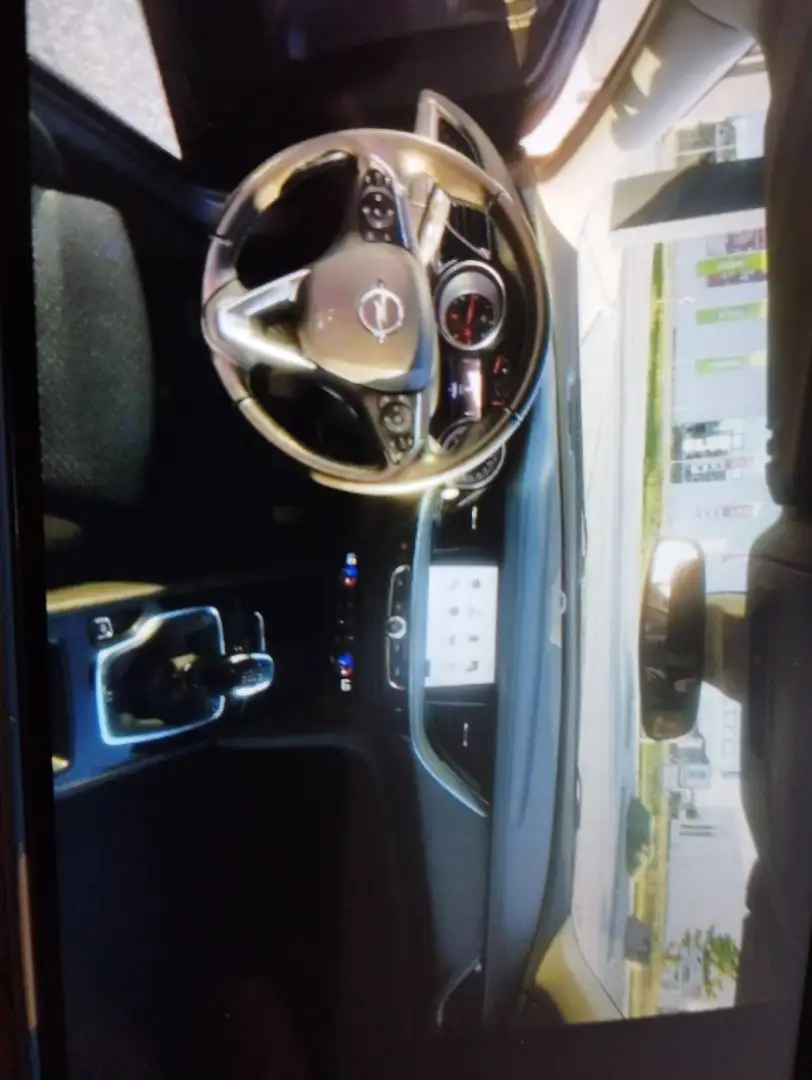 Opel Insignia Sports Tourer 1.6 ECOTEC Diesel Selection Schwarz - 1