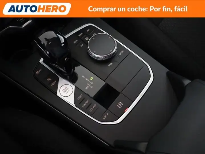 BMW Serie 1 2020, foto 27