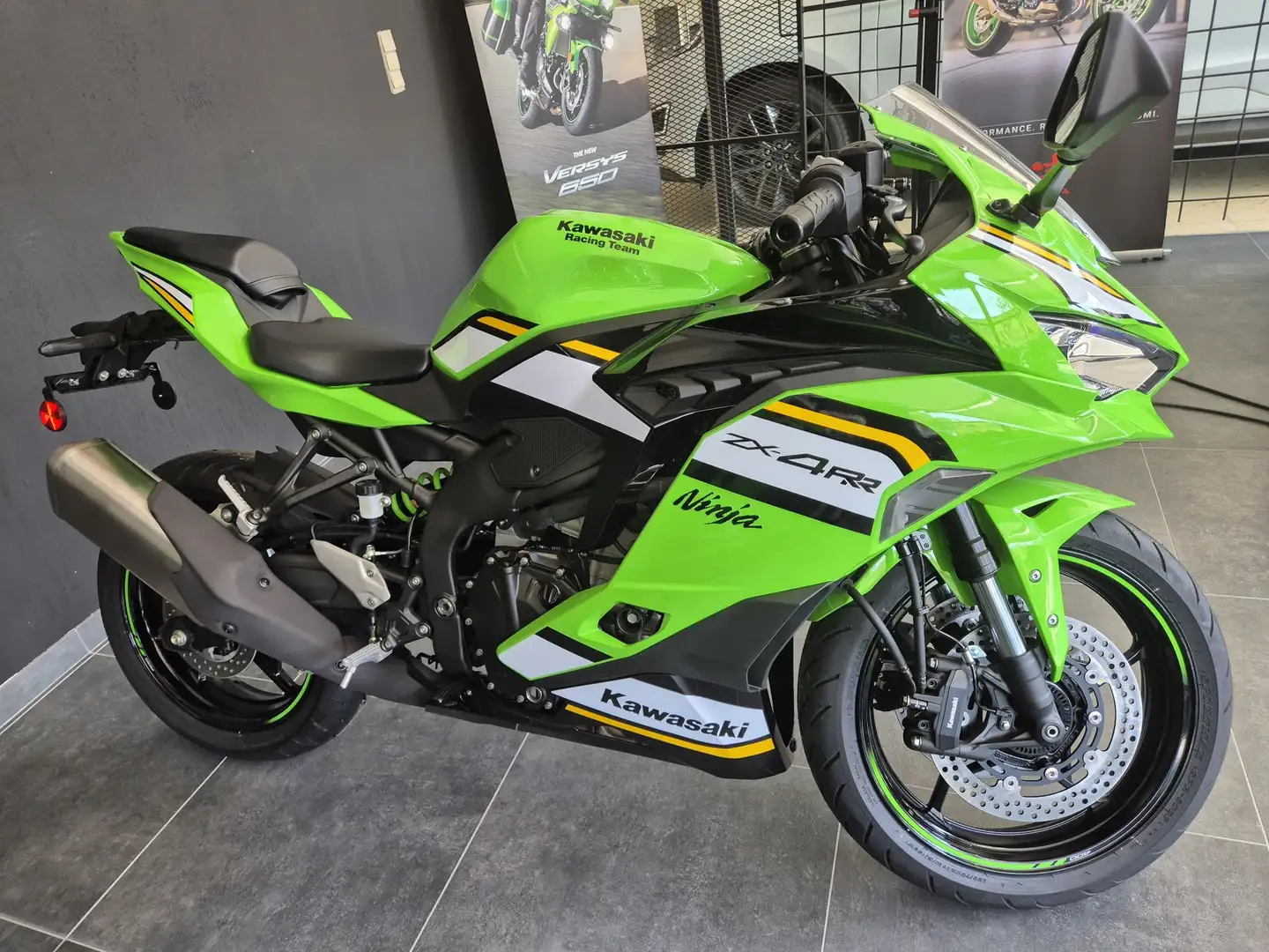 Kawasaki Ninja ZX-4RR Verde - 2