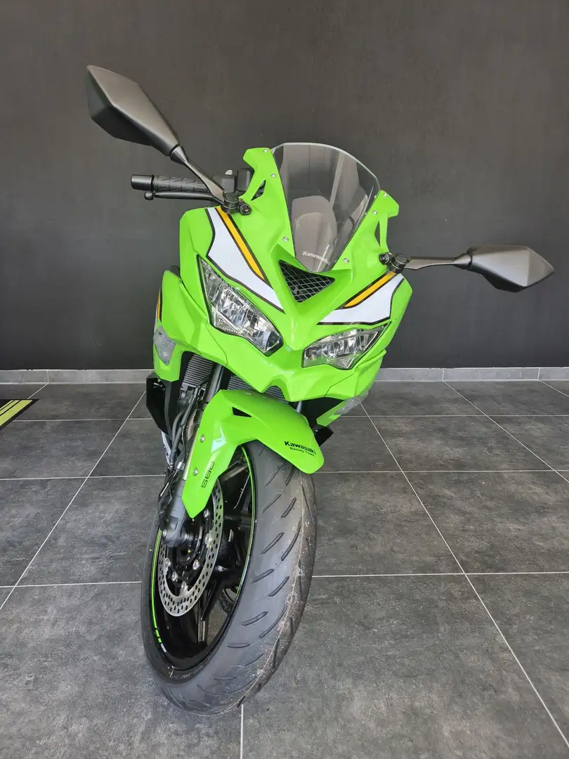 Kawasaki Ninja ZX-4RR Verde - 1
